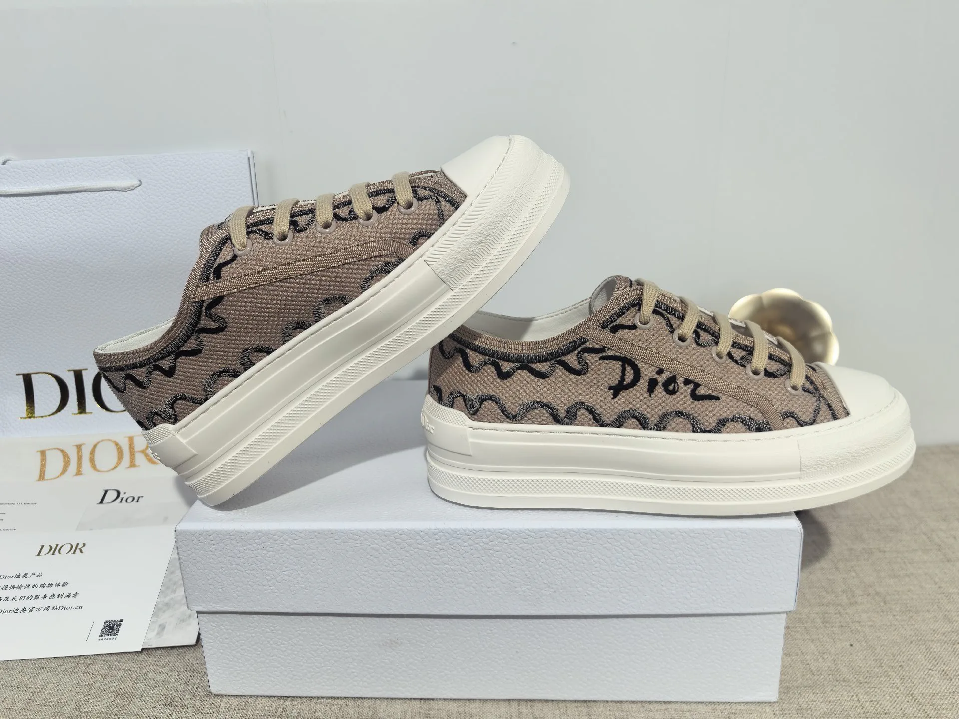 Women's Sneakers CHRISTIAN DIOR 17988670