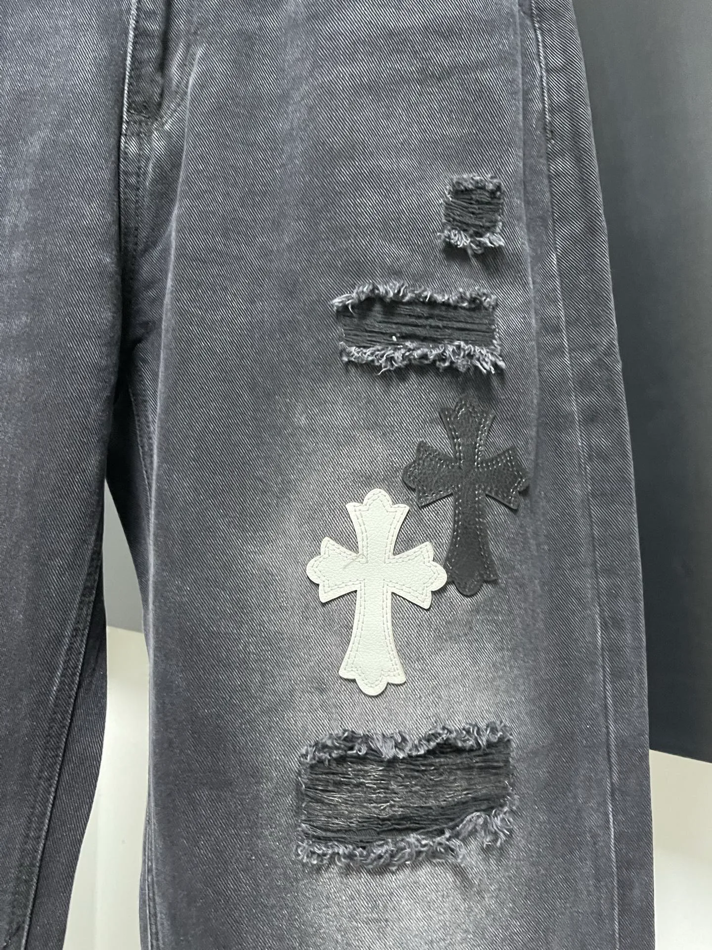 Men's Jeans CHROME HEARTS 17902469