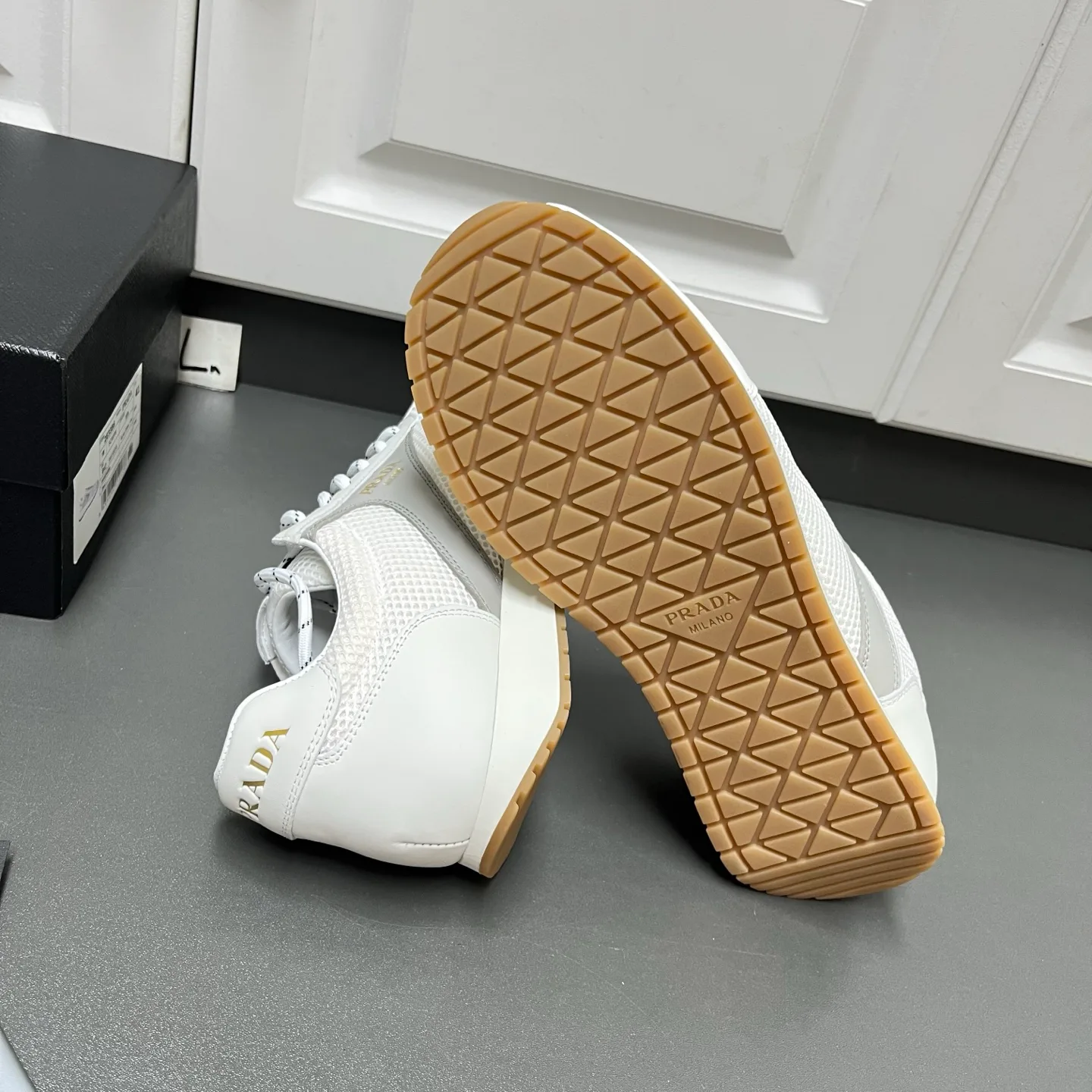Men's Sneakers PRADA 17636525
