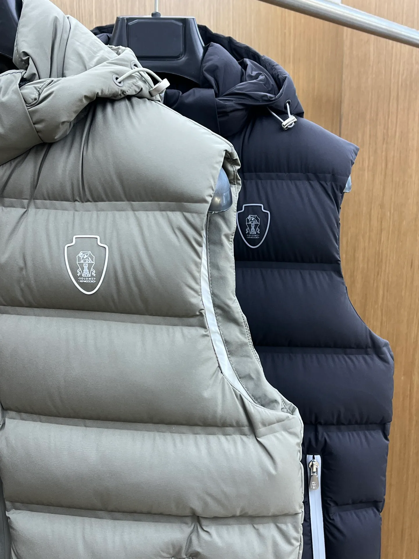 Men's Vests BRUNELLO CUCINELLI 18194607