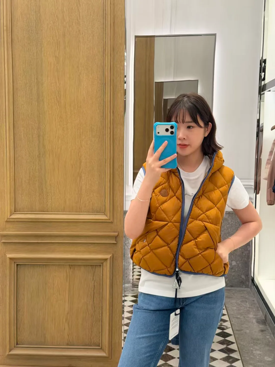 Women's Vests MONCLER 18517122
