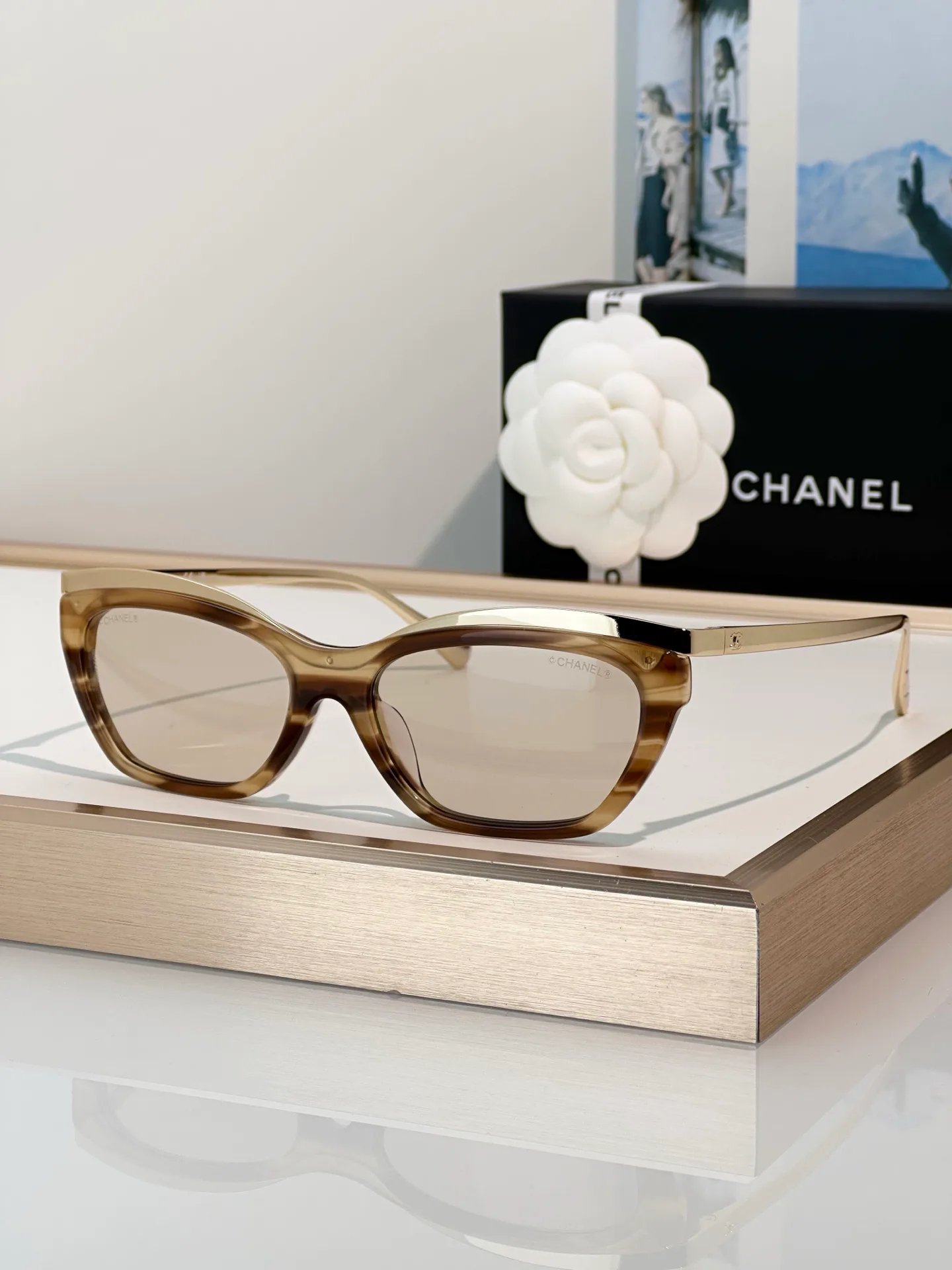Glasses CHANEL 18060353