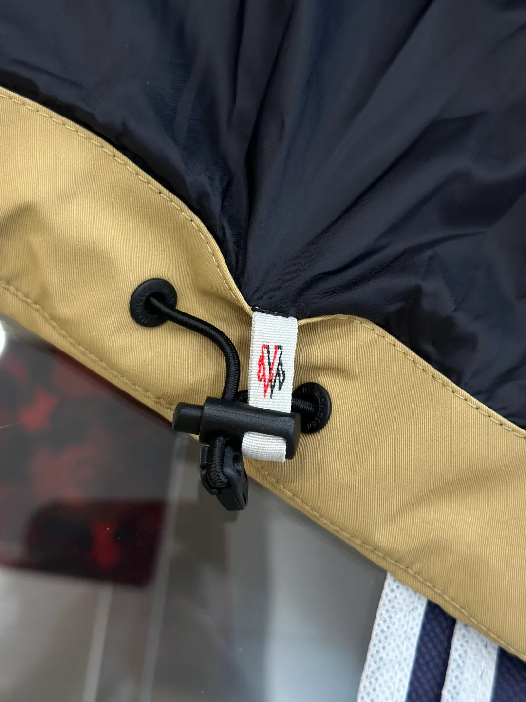 Men's Jackets And Down Jackets MONCLER 18461309