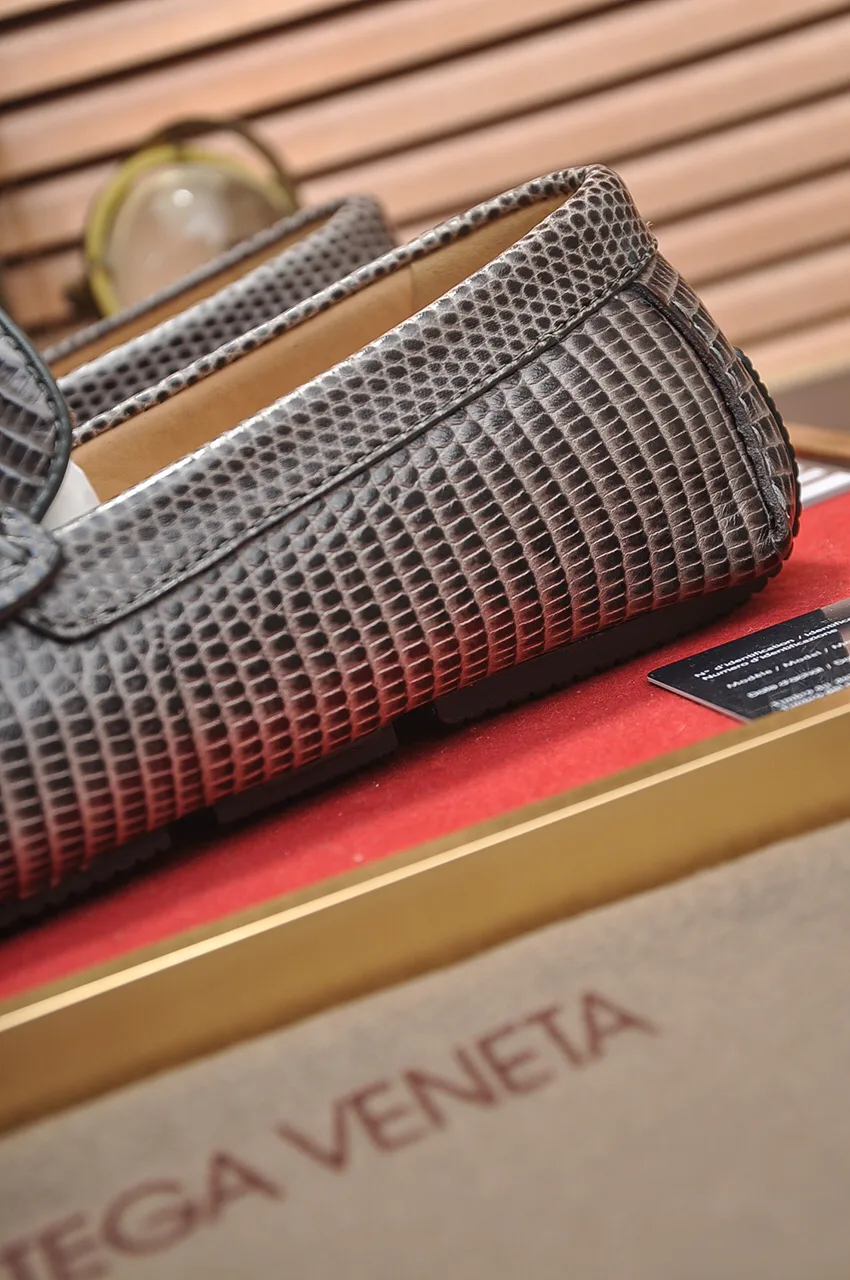 Men's Loafers And Dress Shoes BOTTEGA VENETA 18262200