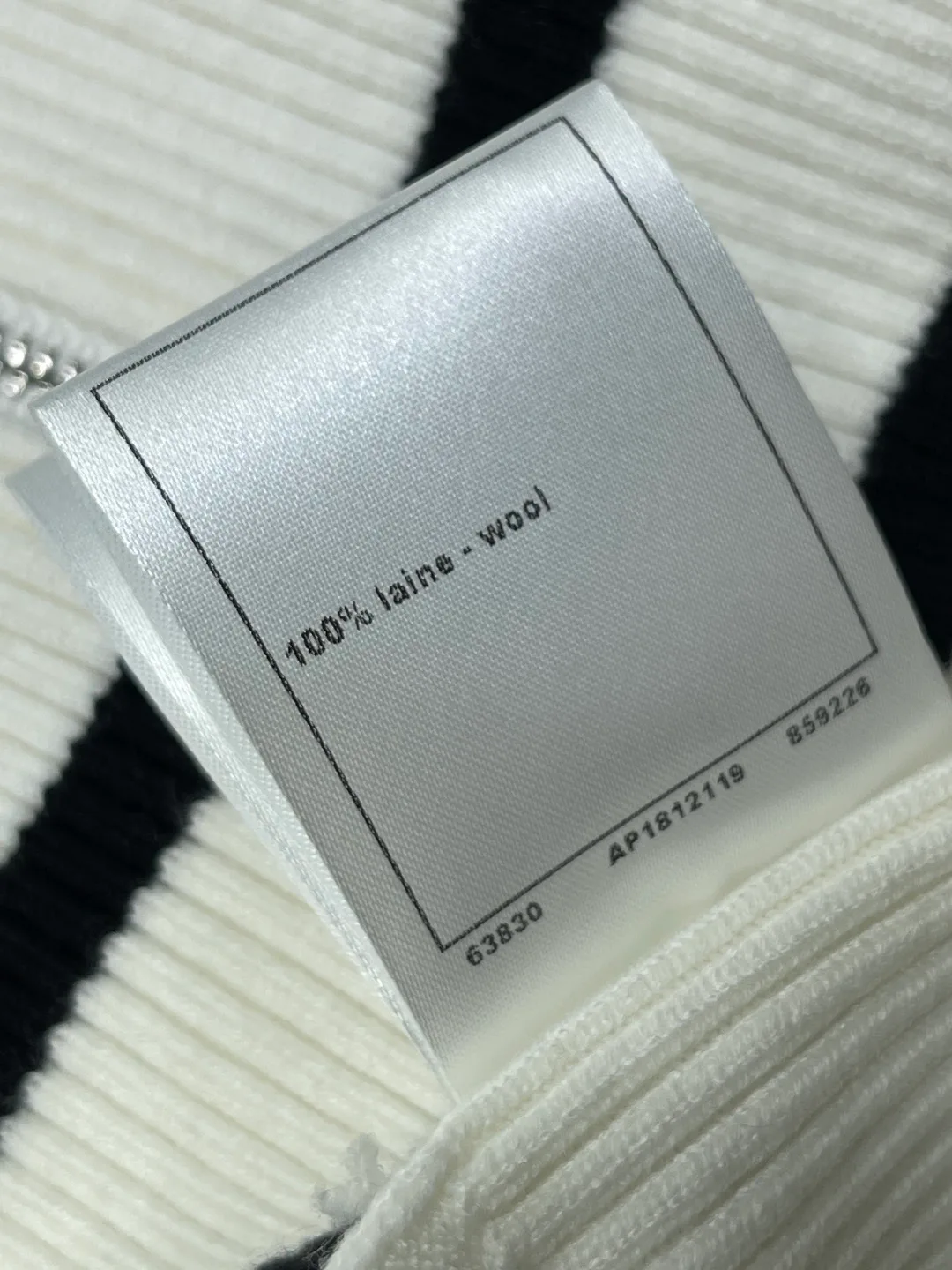 Джемперы И Свитеры Женские Chanel 18686436