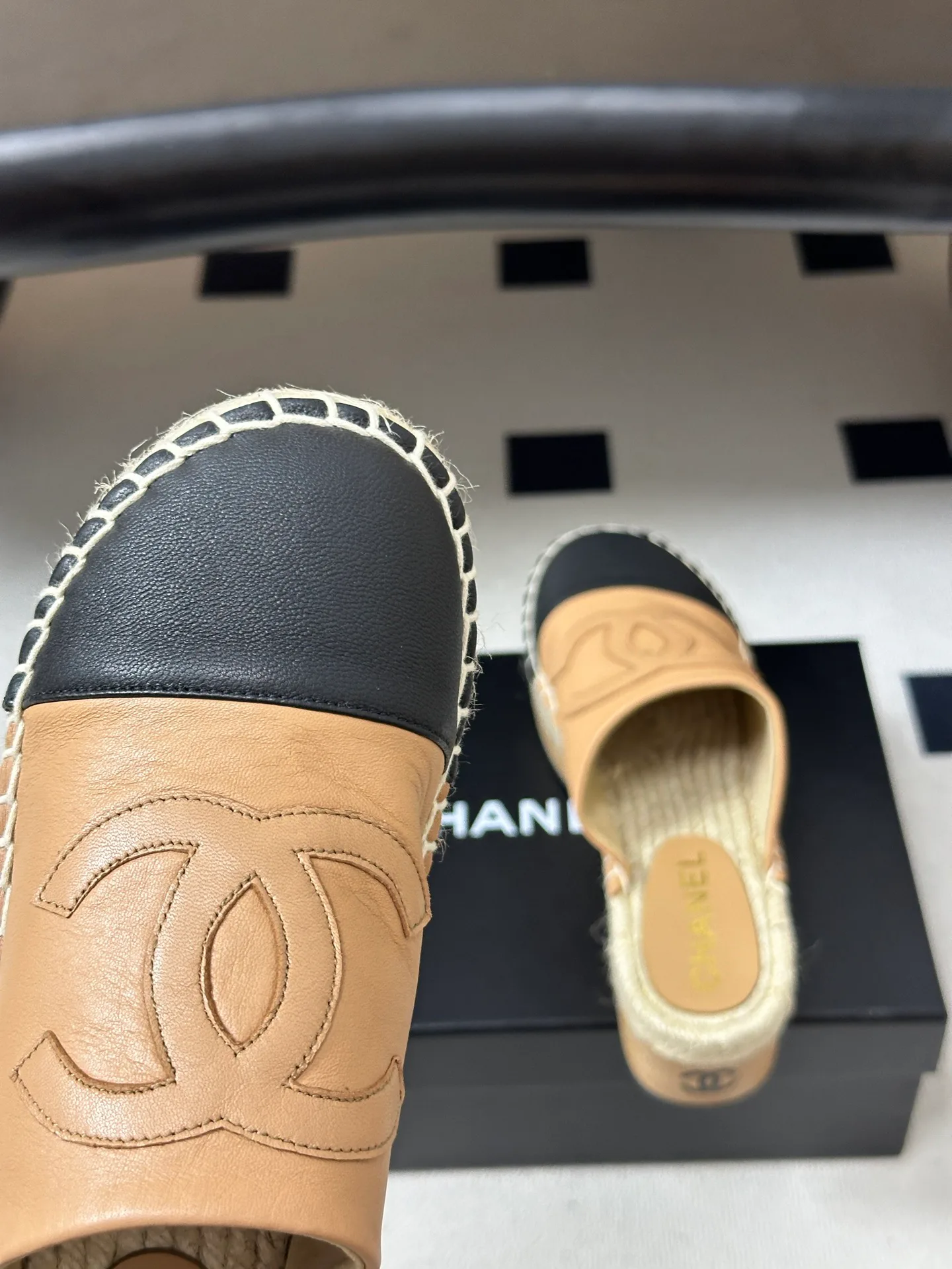 Women's Mules And Clogs CHANEL 18262072