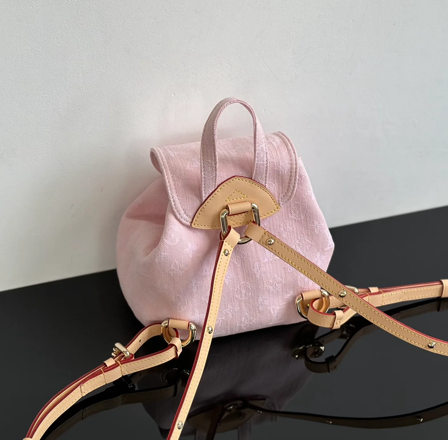 Women's Backpacks LOUIS VUITTON 18376511