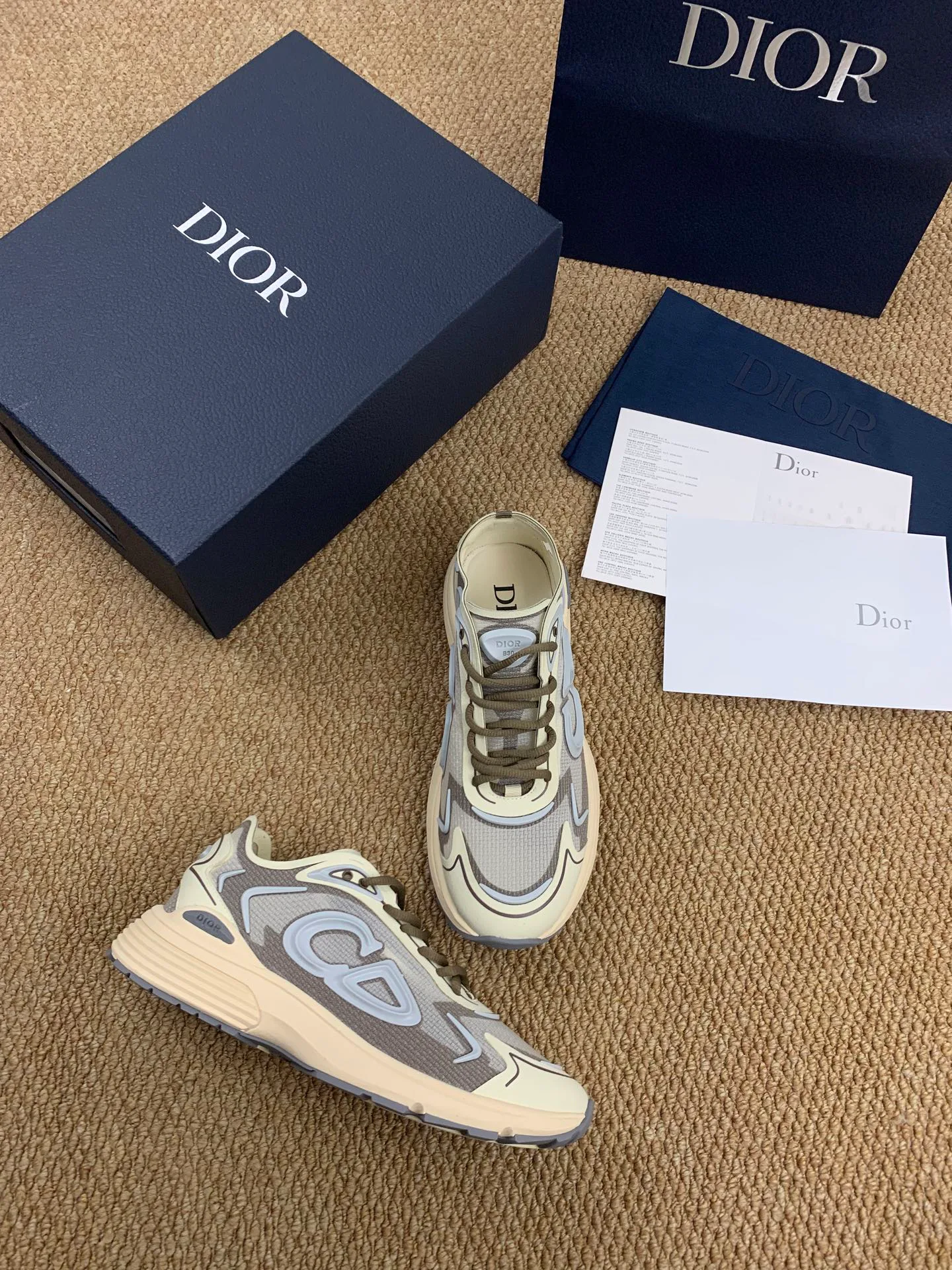 Women's Sneakers CHRISTIAN DIOR 17545172