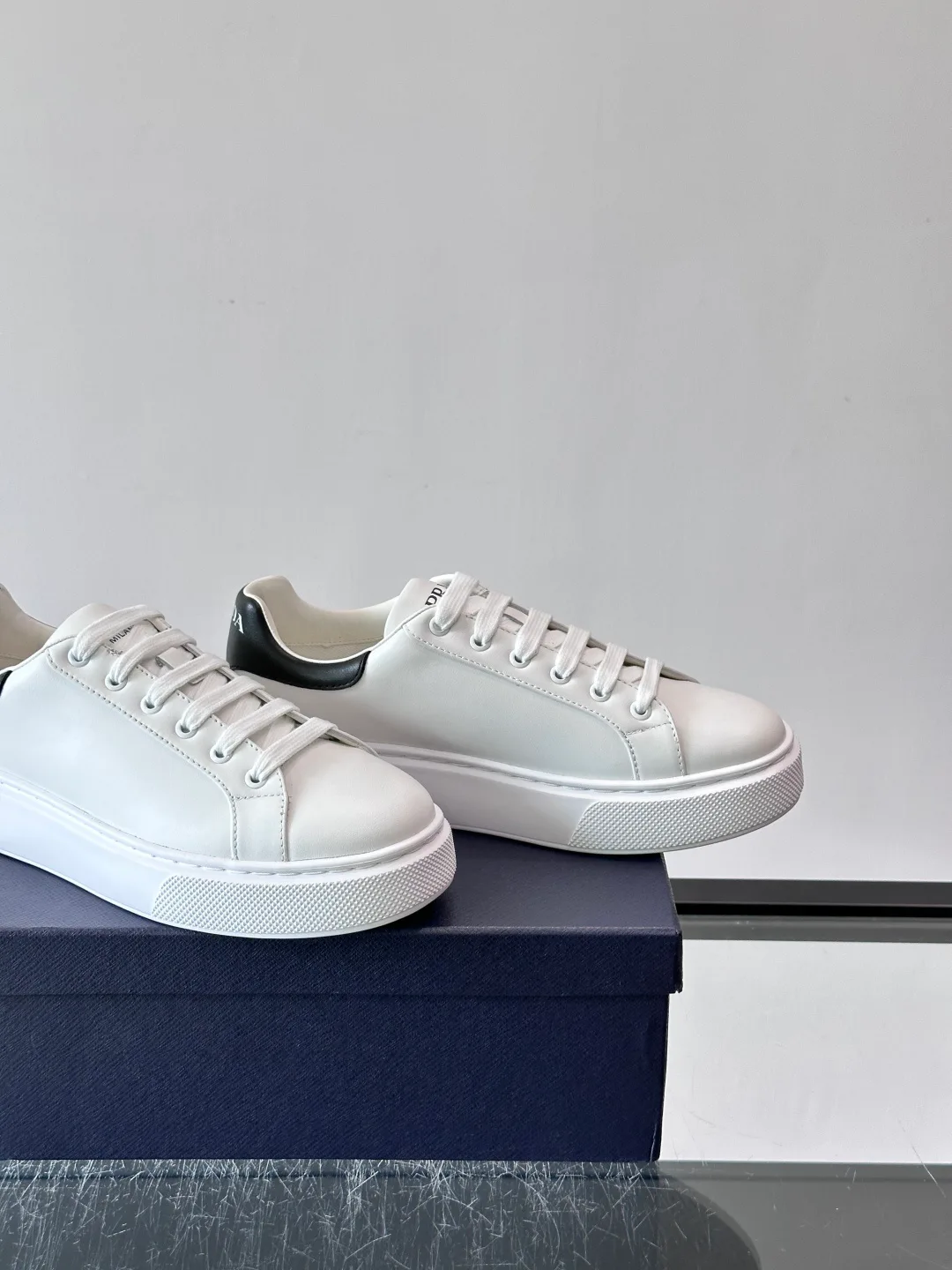 Men's Sneakers PRADA 17588528