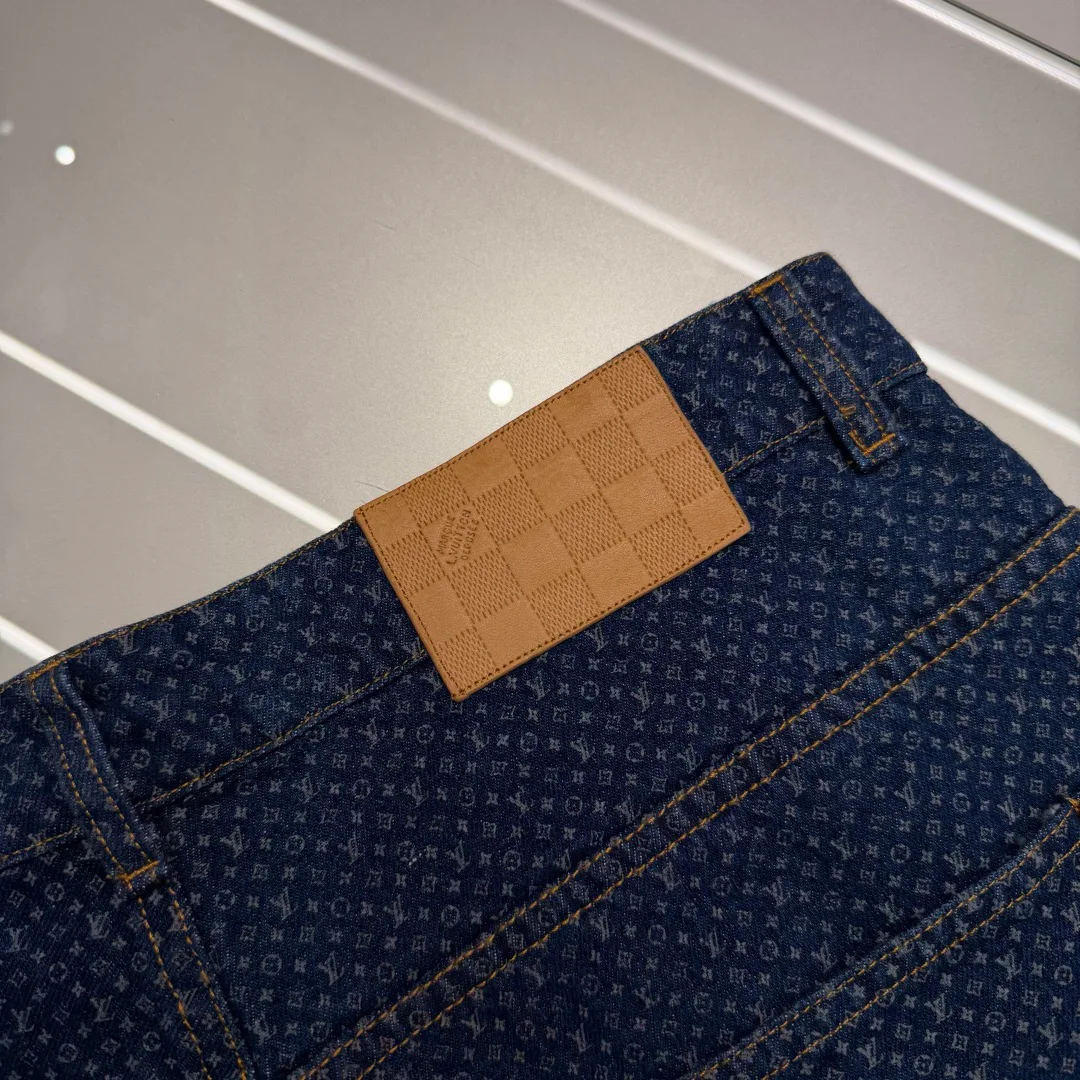 Men's Jeans LOUIS VUITTON 17907553