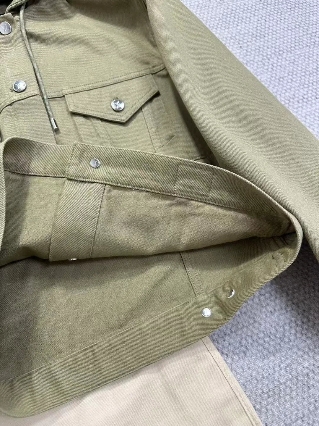 Women's Jackets And Down Jackets LOUIS VUITTON 18189413