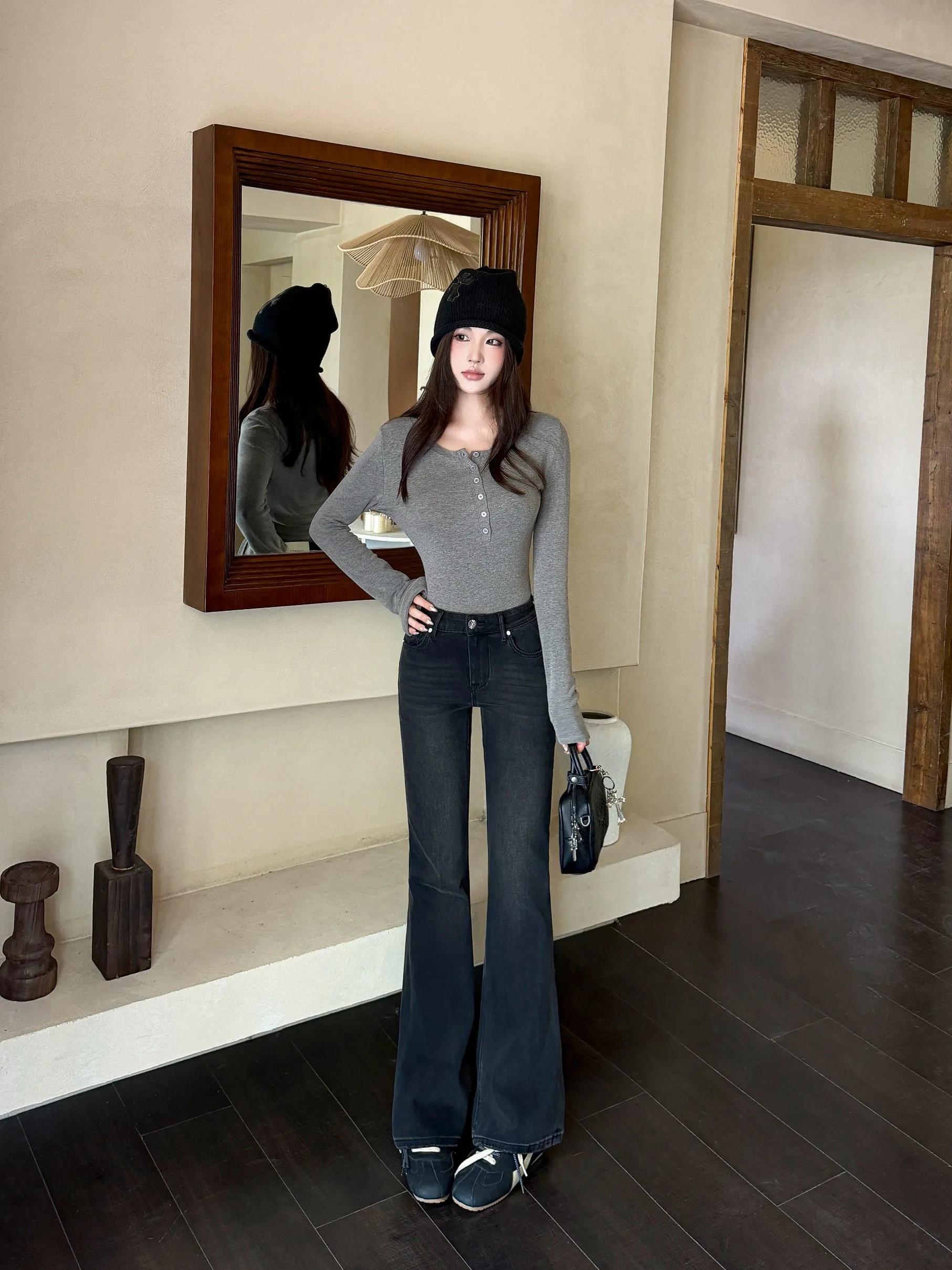Women's Jeans CHANEL 18031979