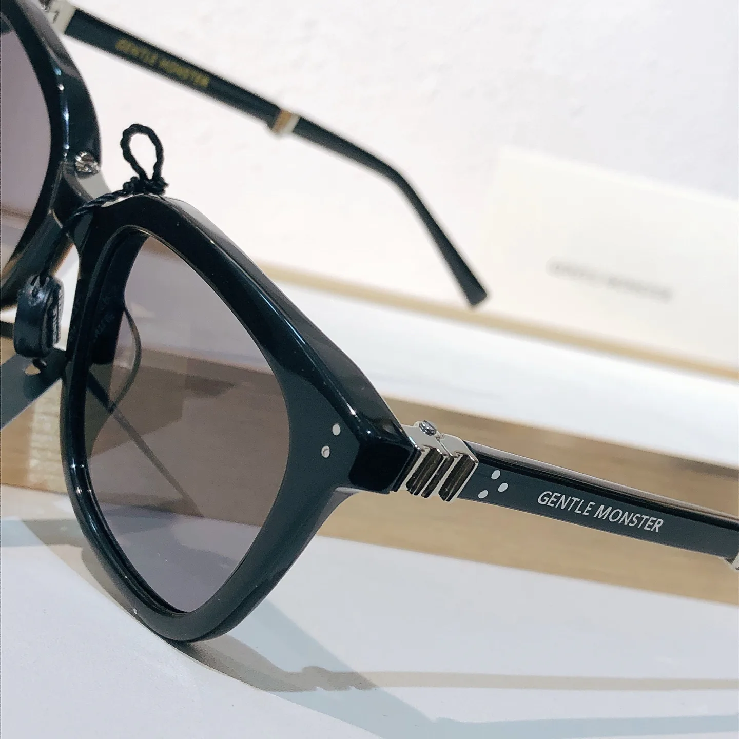 Glasses GENTLE MONSTER 18118278