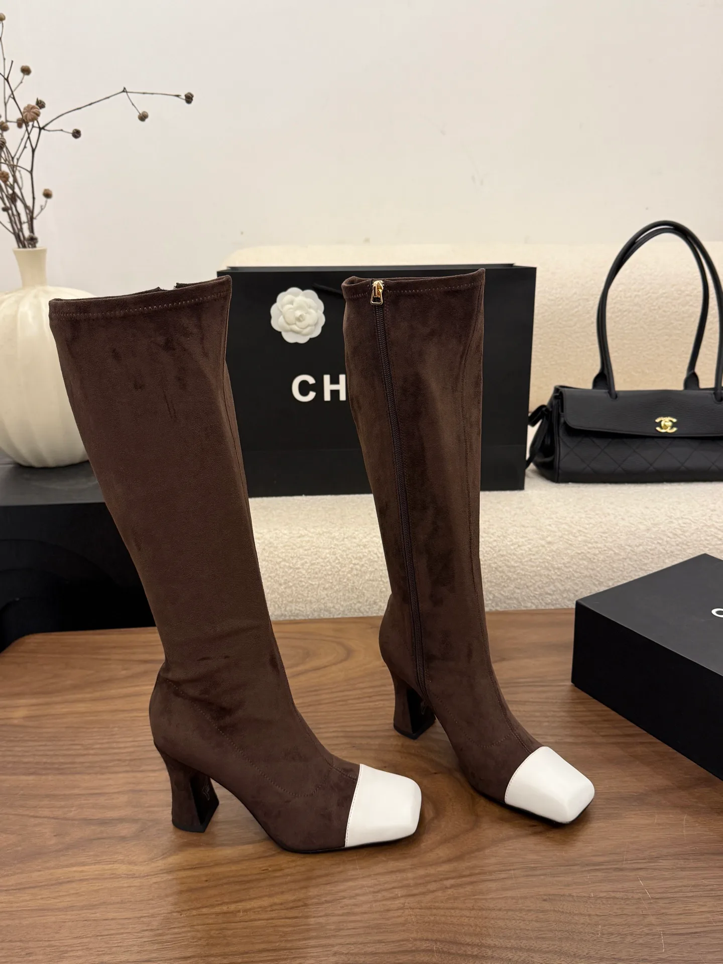 Women's Boots CHANEL 18447876