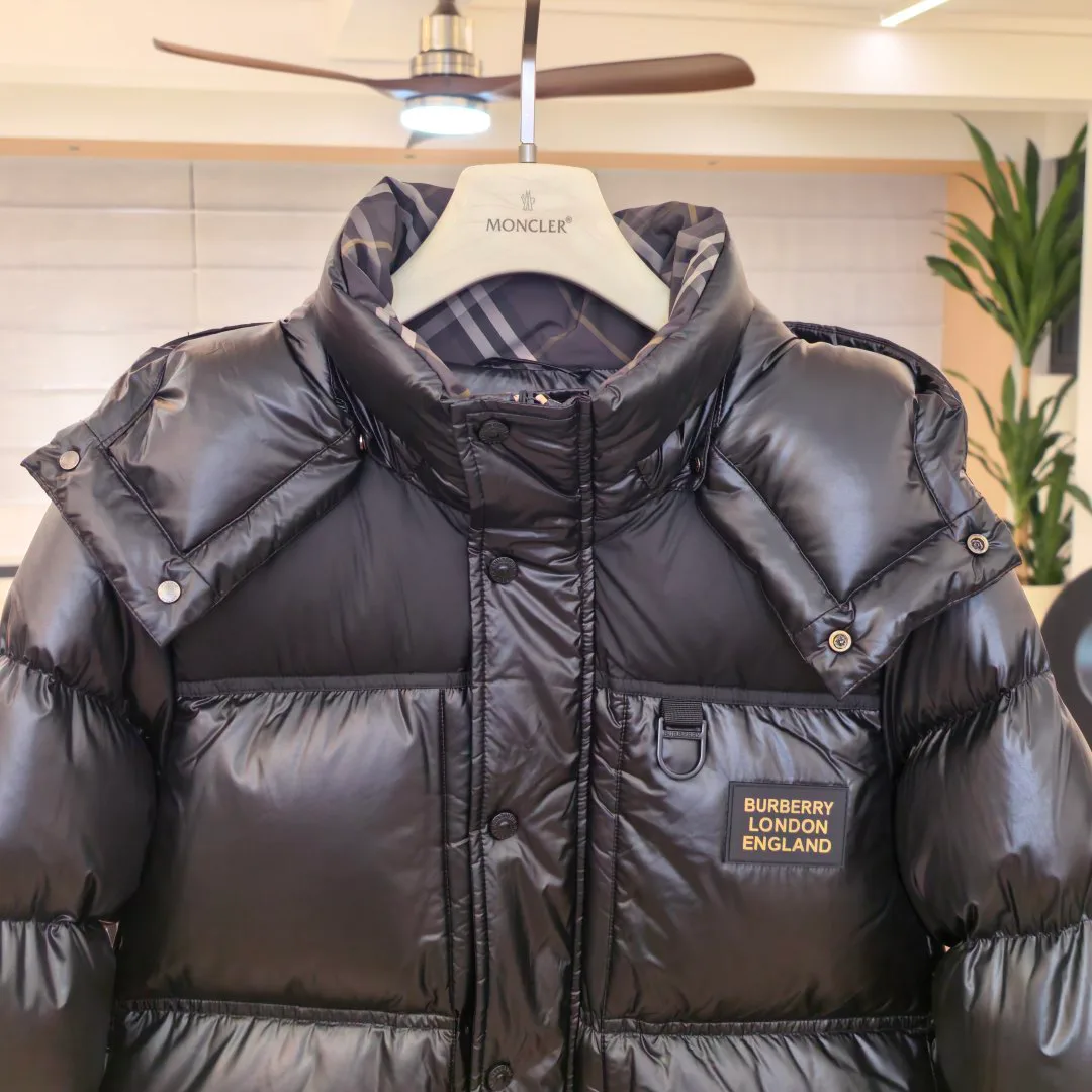 Women's Jackets And Down Jackets BURBERRY 17902558