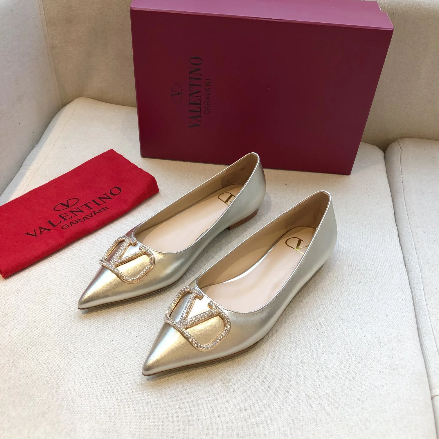 Women's Heels VALENTINO 17956873