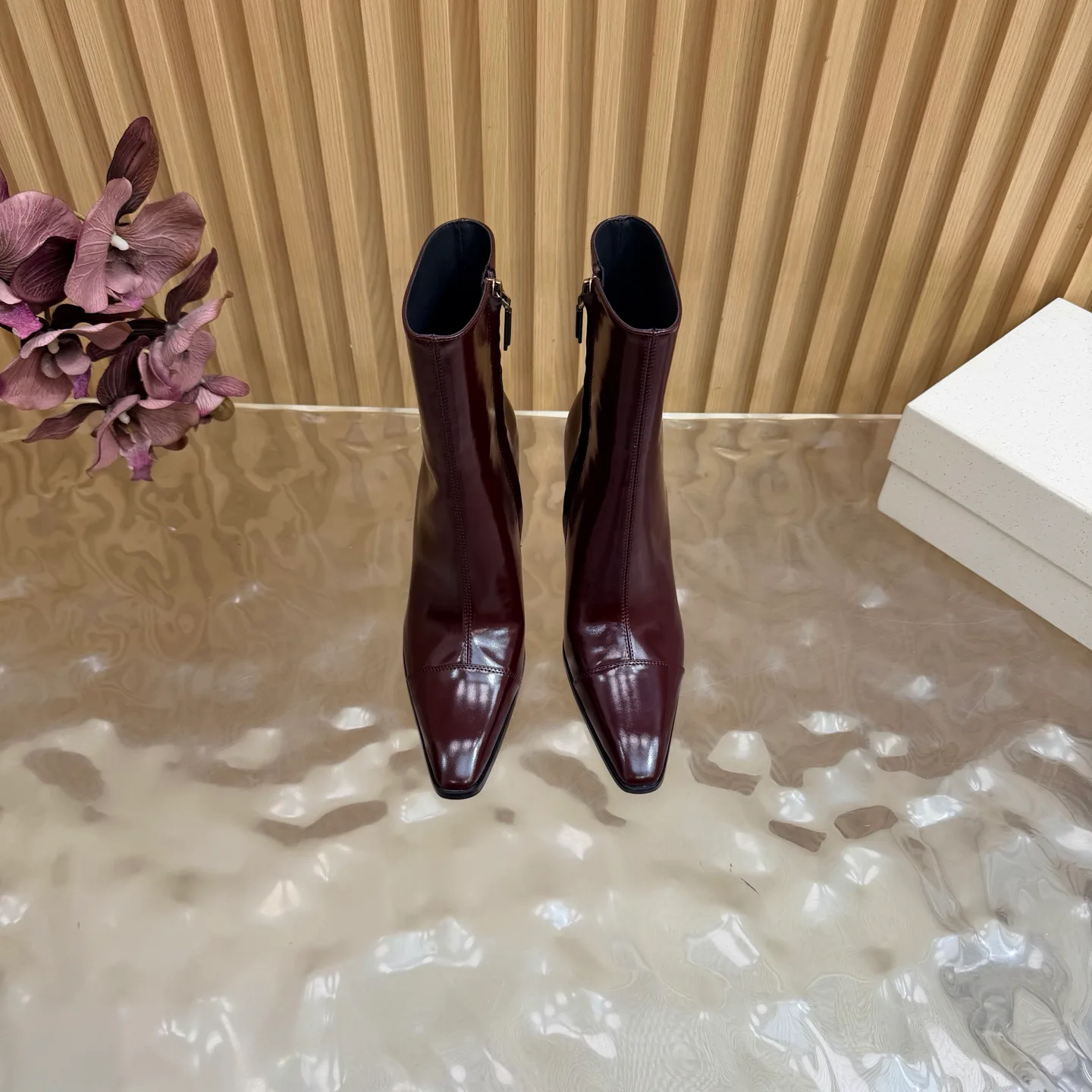Women's Booties SAINT LAURENT 18508924