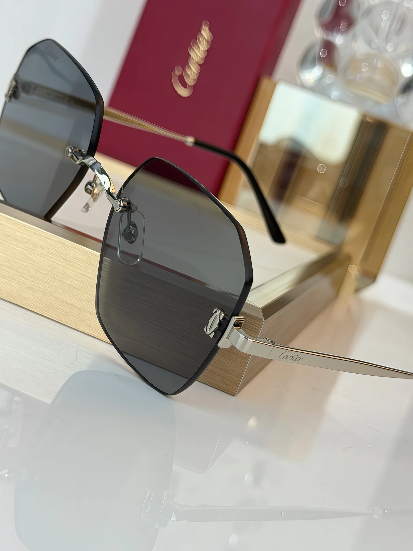 Glasses CARTIER 18060090