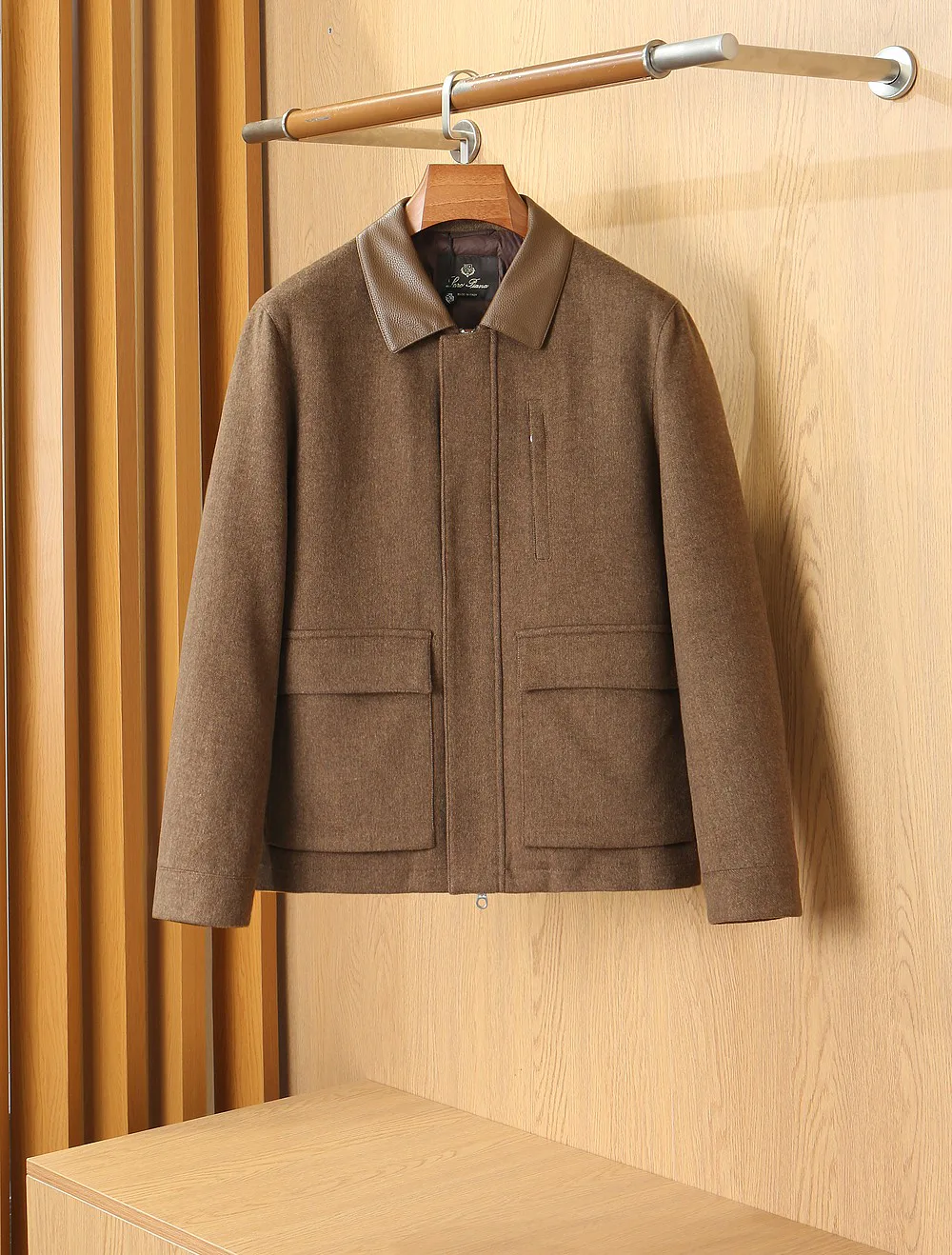 Куртки И Пуховики Мужские Loro Piana 18653310