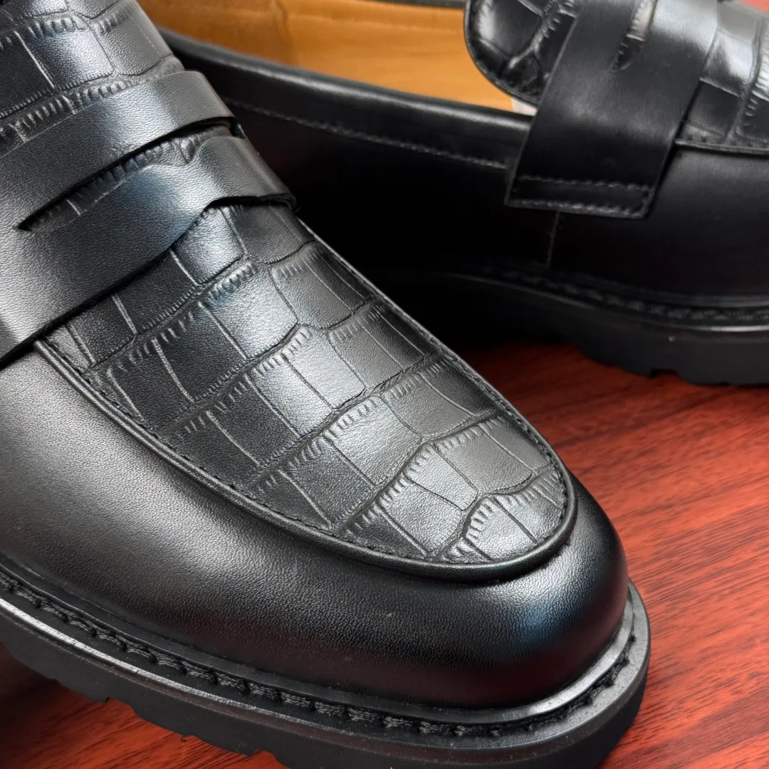 Men's Loafers And Dress Shoes GUCCI 18230799