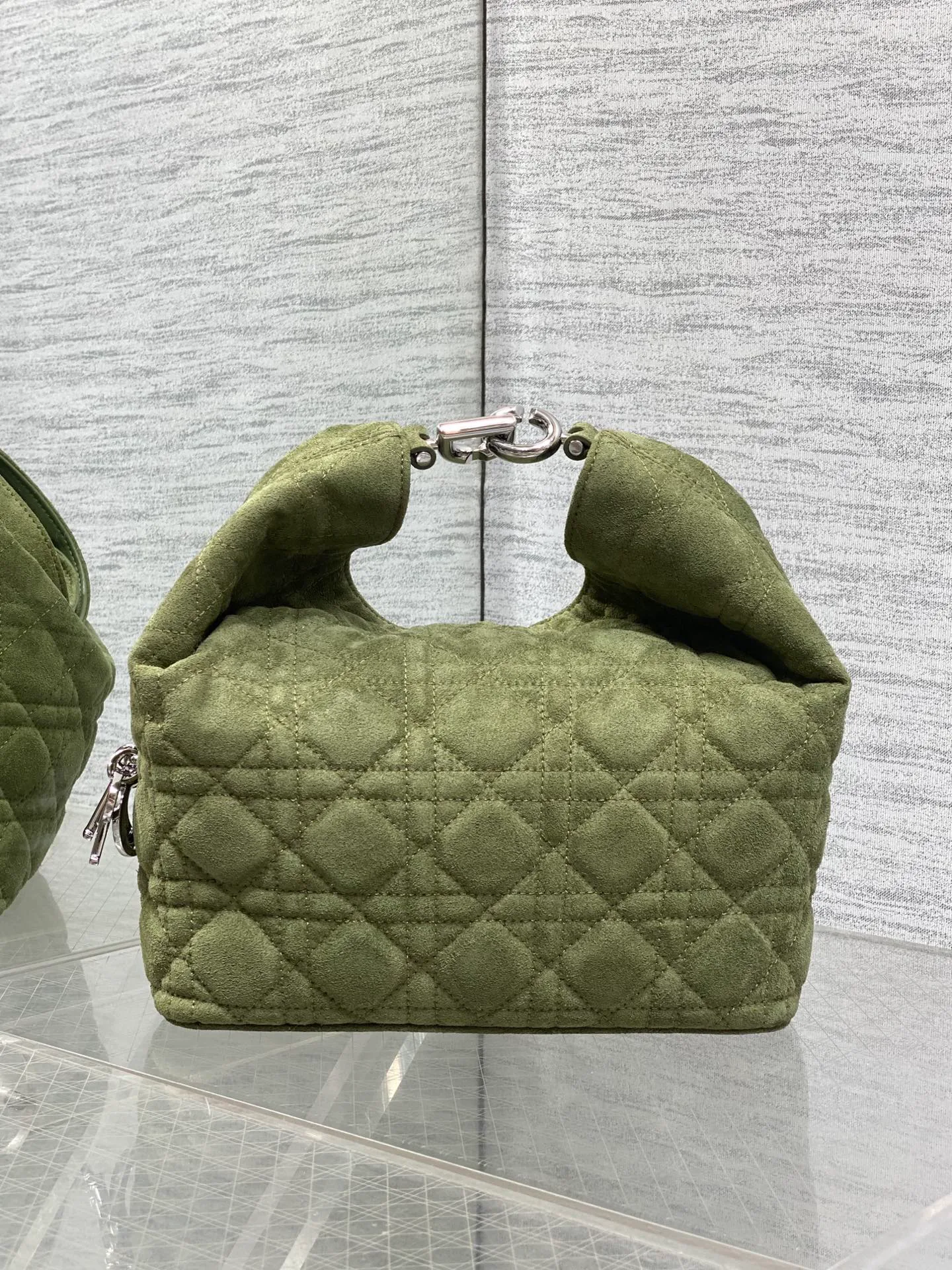 Women's Classic Handbags CHRISTIAN DIOR 18242097