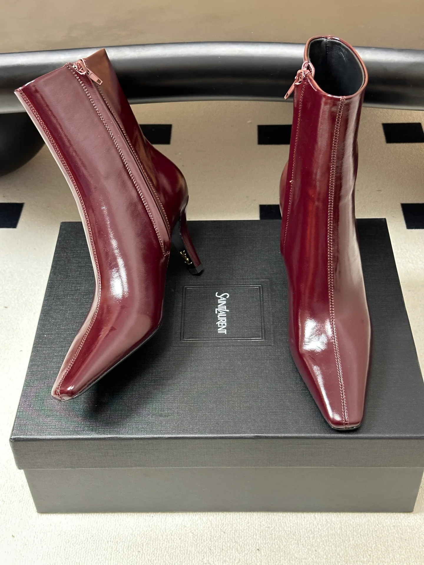 Women's Booties SAINT LAURENT 18492619