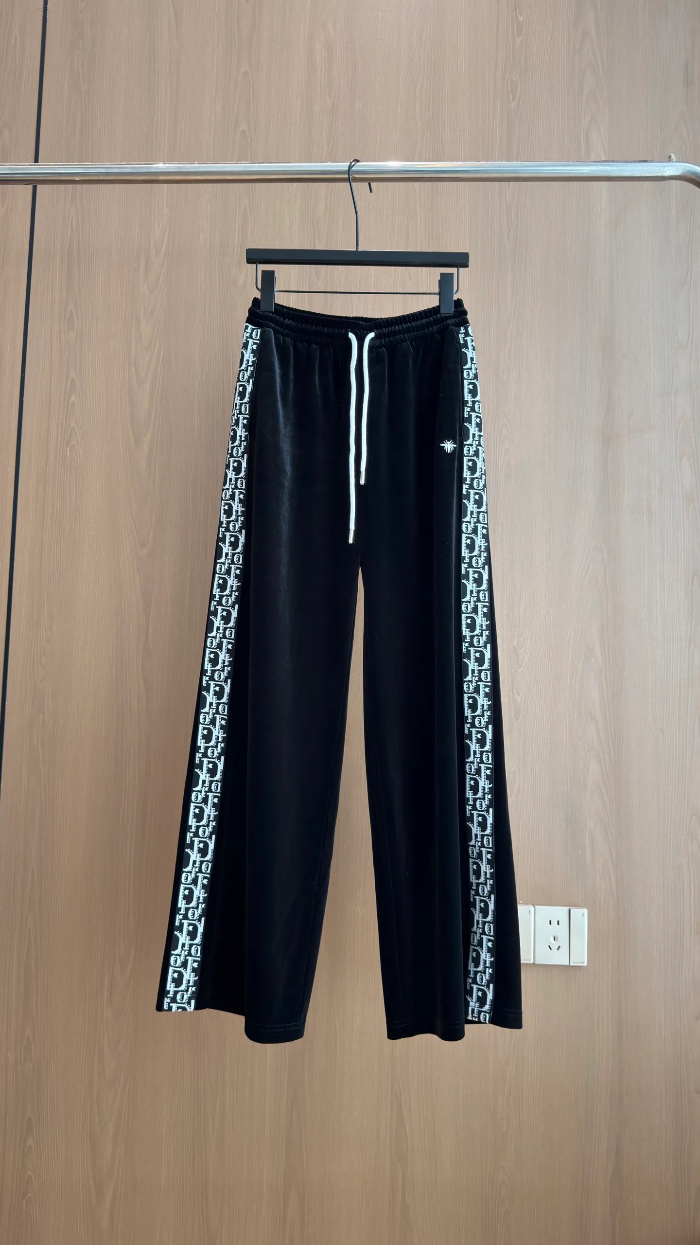 Women's Trousers CHRISTIAN DIOR 18017086
