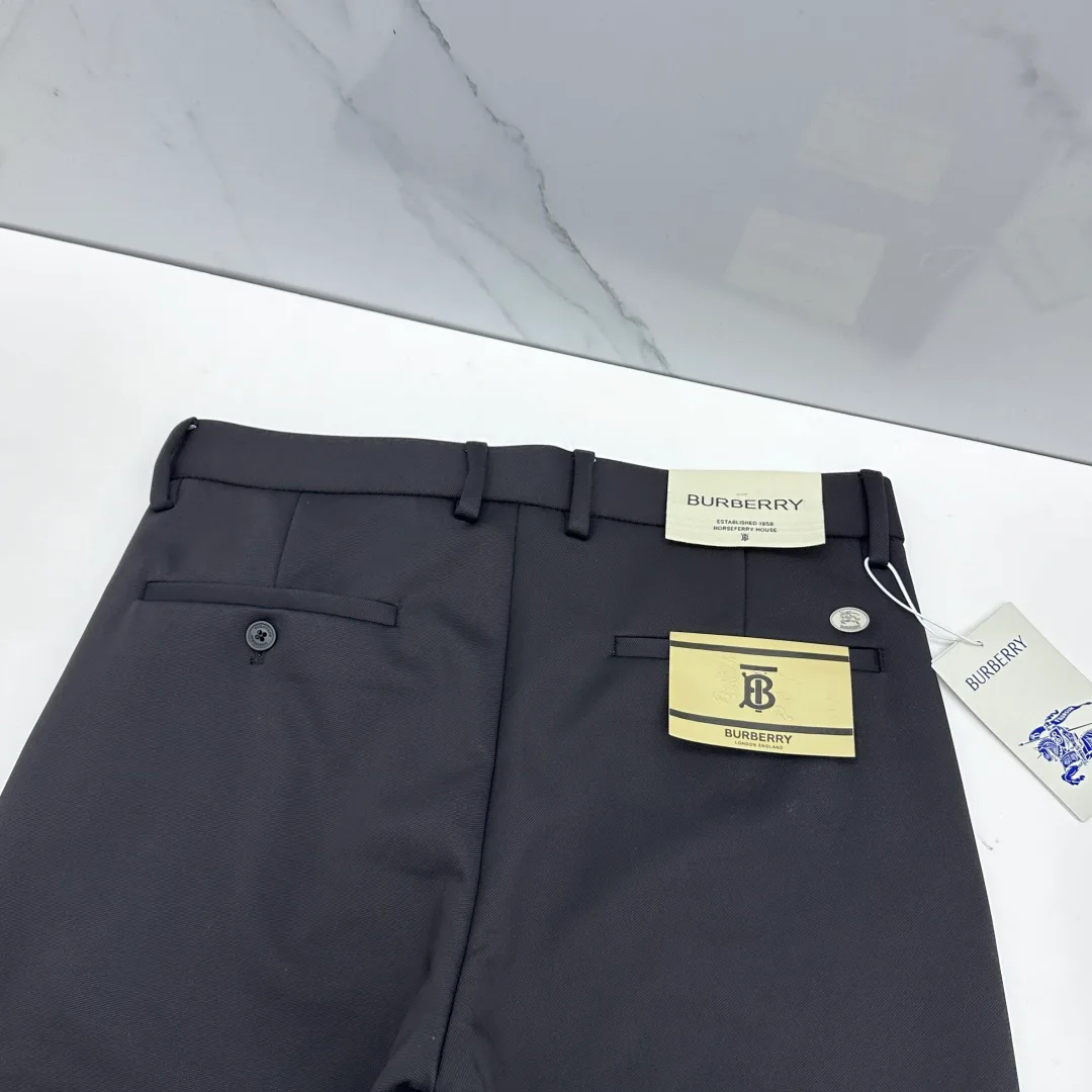 Men's Trousers BURBERRY 18246802