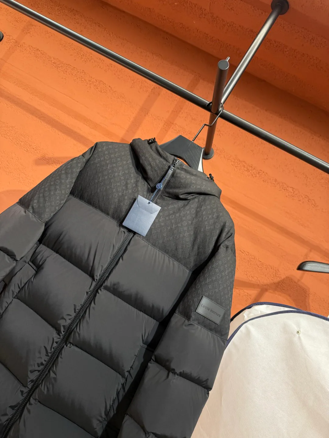 Women's Jackets And Down Jackets LOUIS VUITTON 18387823