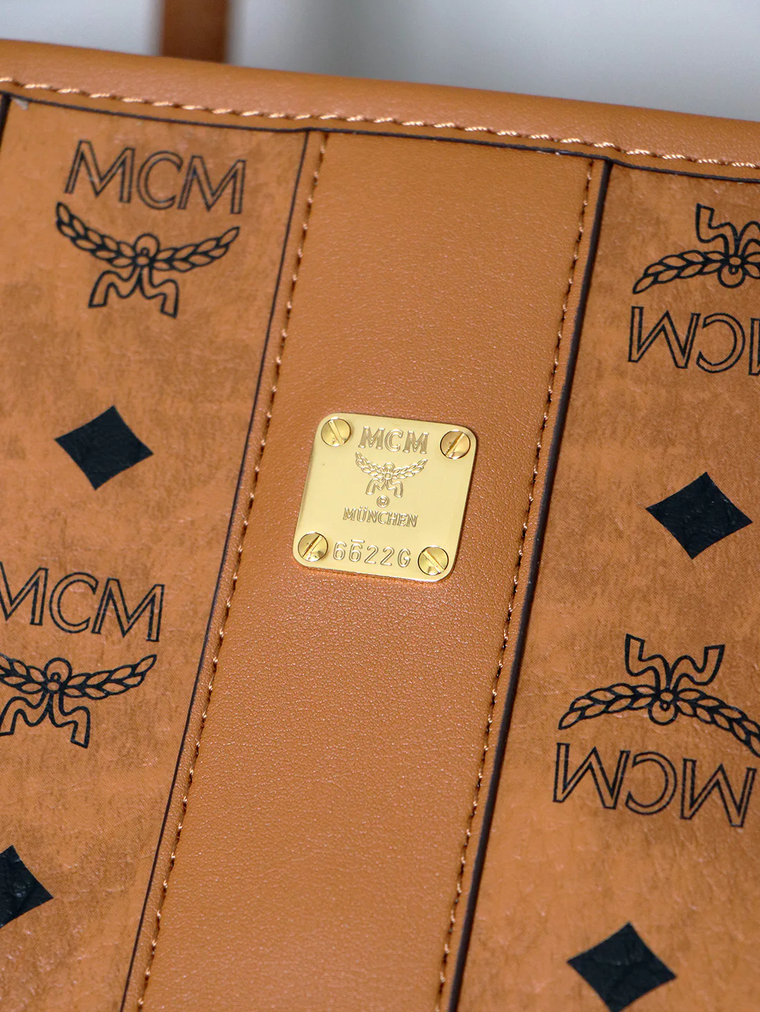 Women's Classic Handbags MCM 18223305
