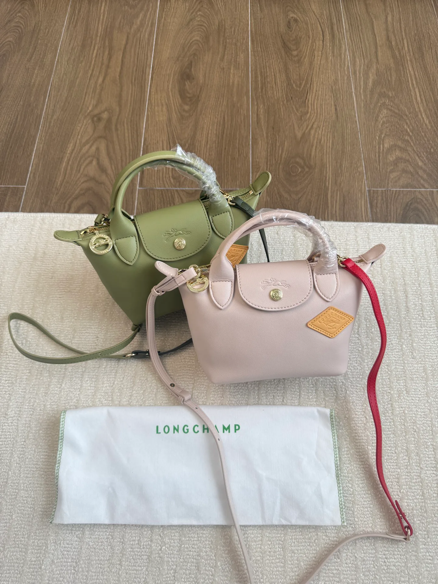 Women's Classic Handbags LONGCHAMP 17961191