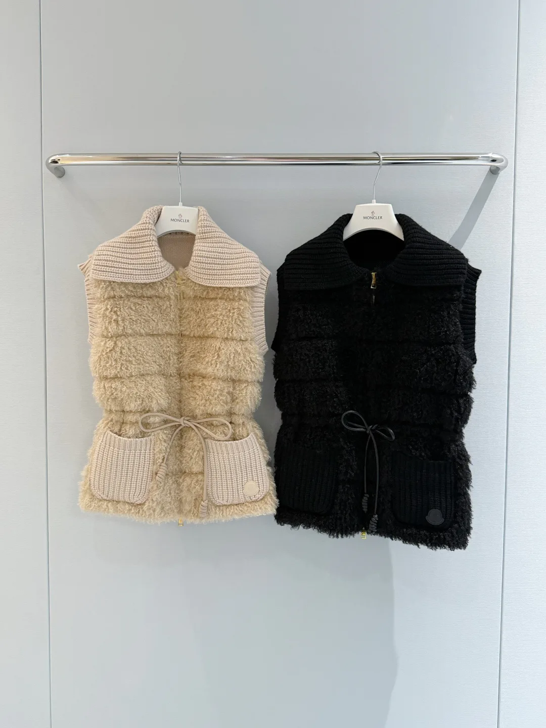 Women's Vests MONCLER 18050005