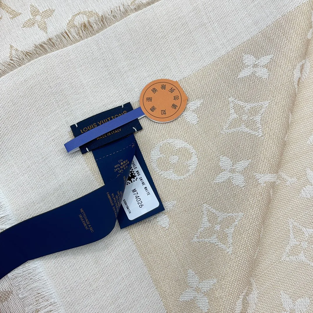 Scarves LOUIS VUITTON 17826474