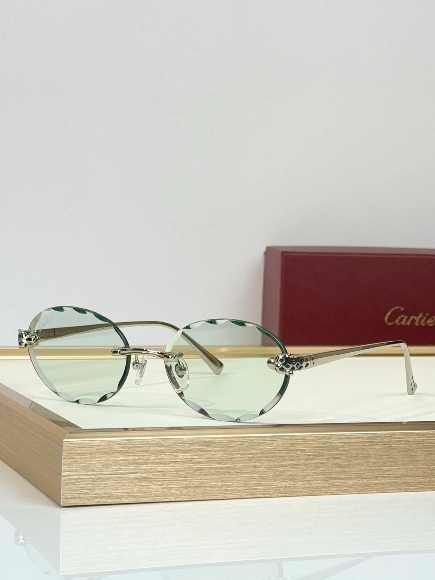 Glasses CARTIER 18060063