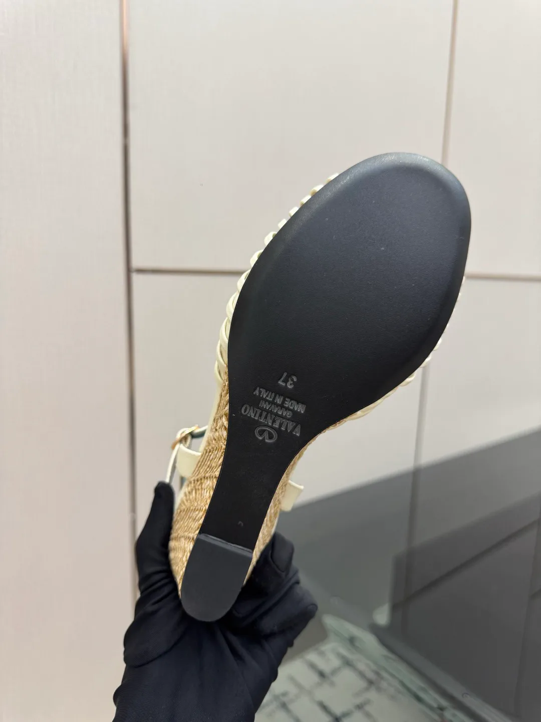 Women's Open-Toe Sandals VALENTINO 18049001