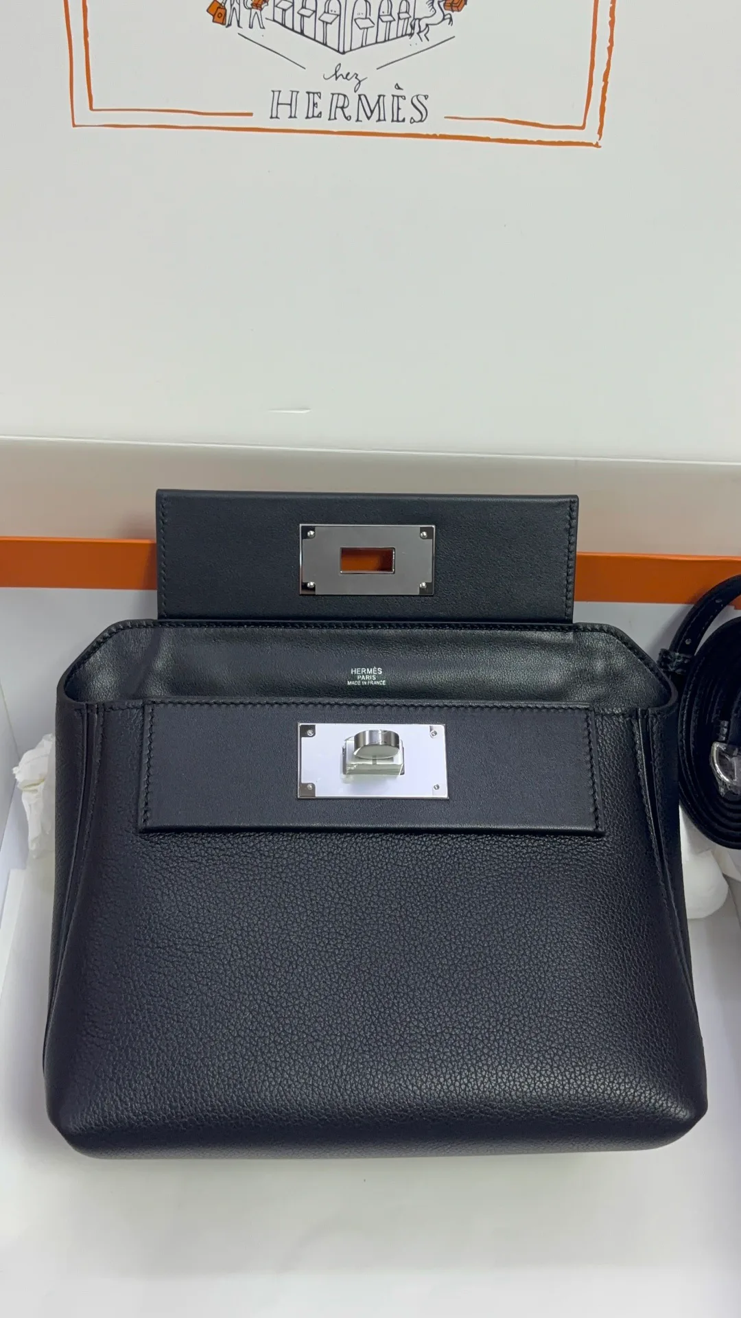 Women's Classic Handbags HERMES 19552988