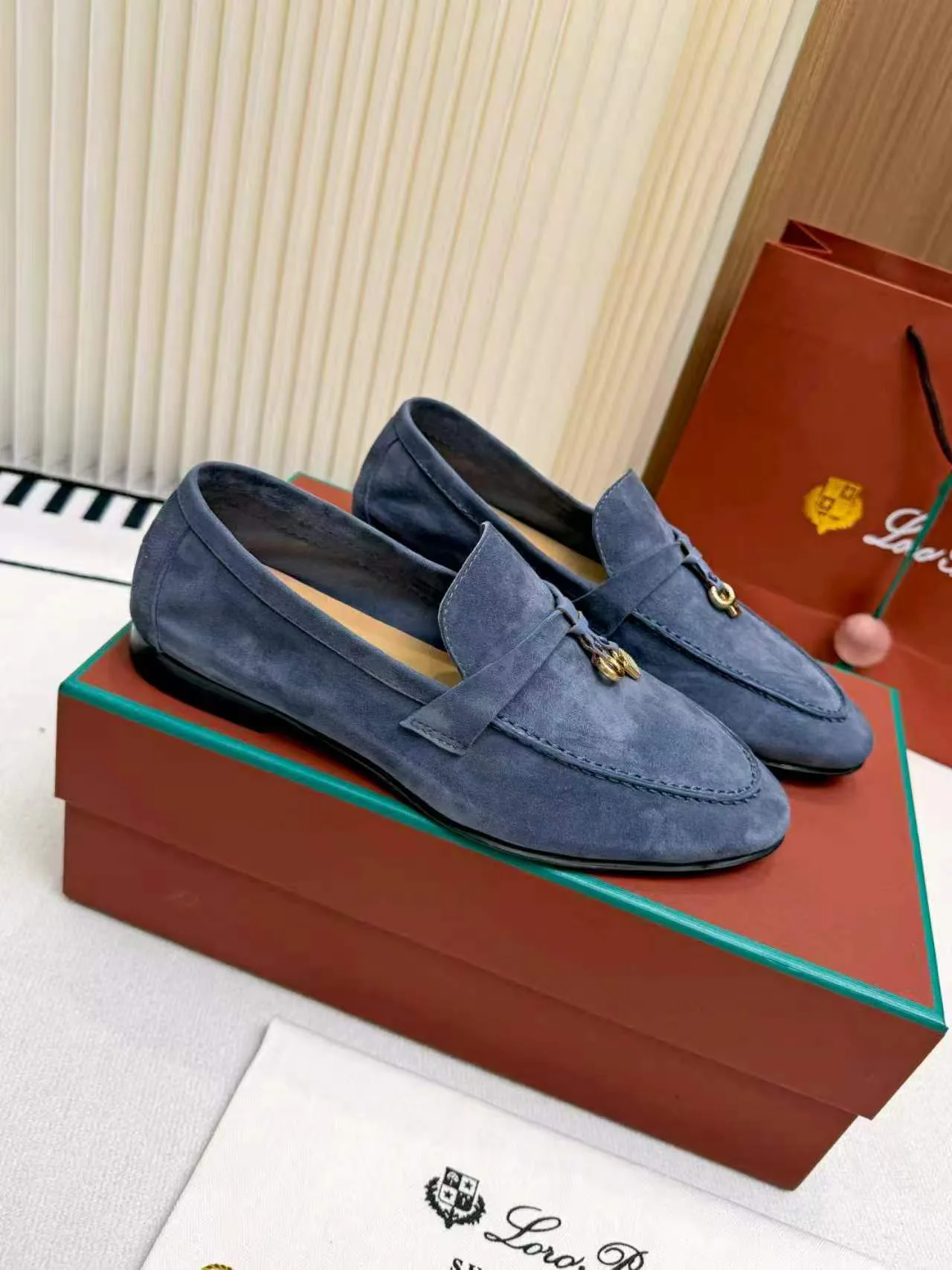 Women's Loafers And Moccasins LORO PIANA 17957157