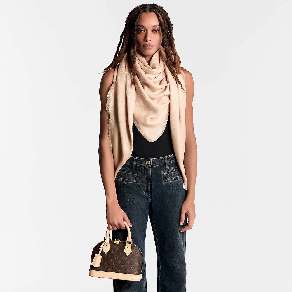 Scarves LOUIS VUITTON 18267585