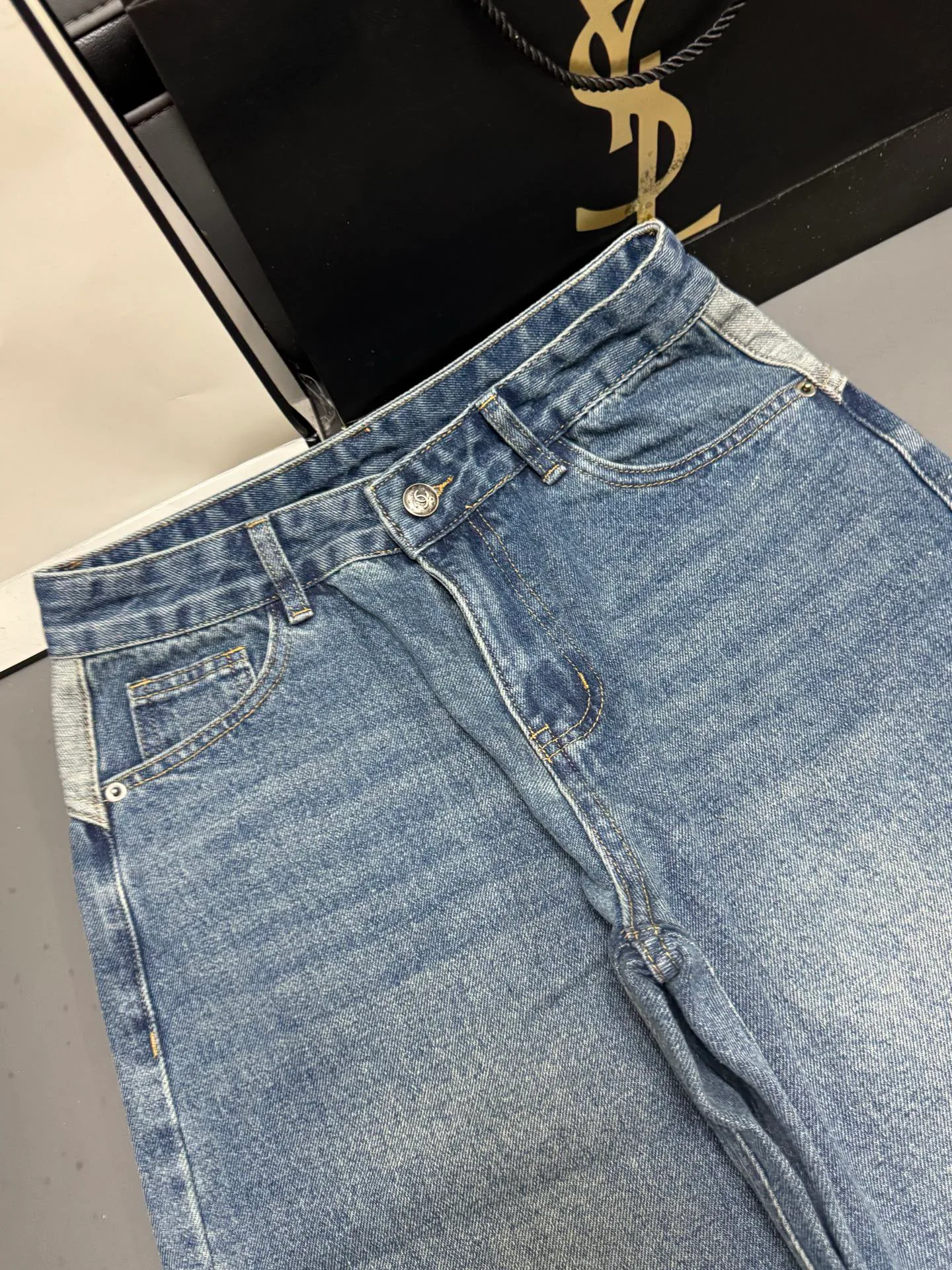 Women's Jeans CHANEL 18174628
