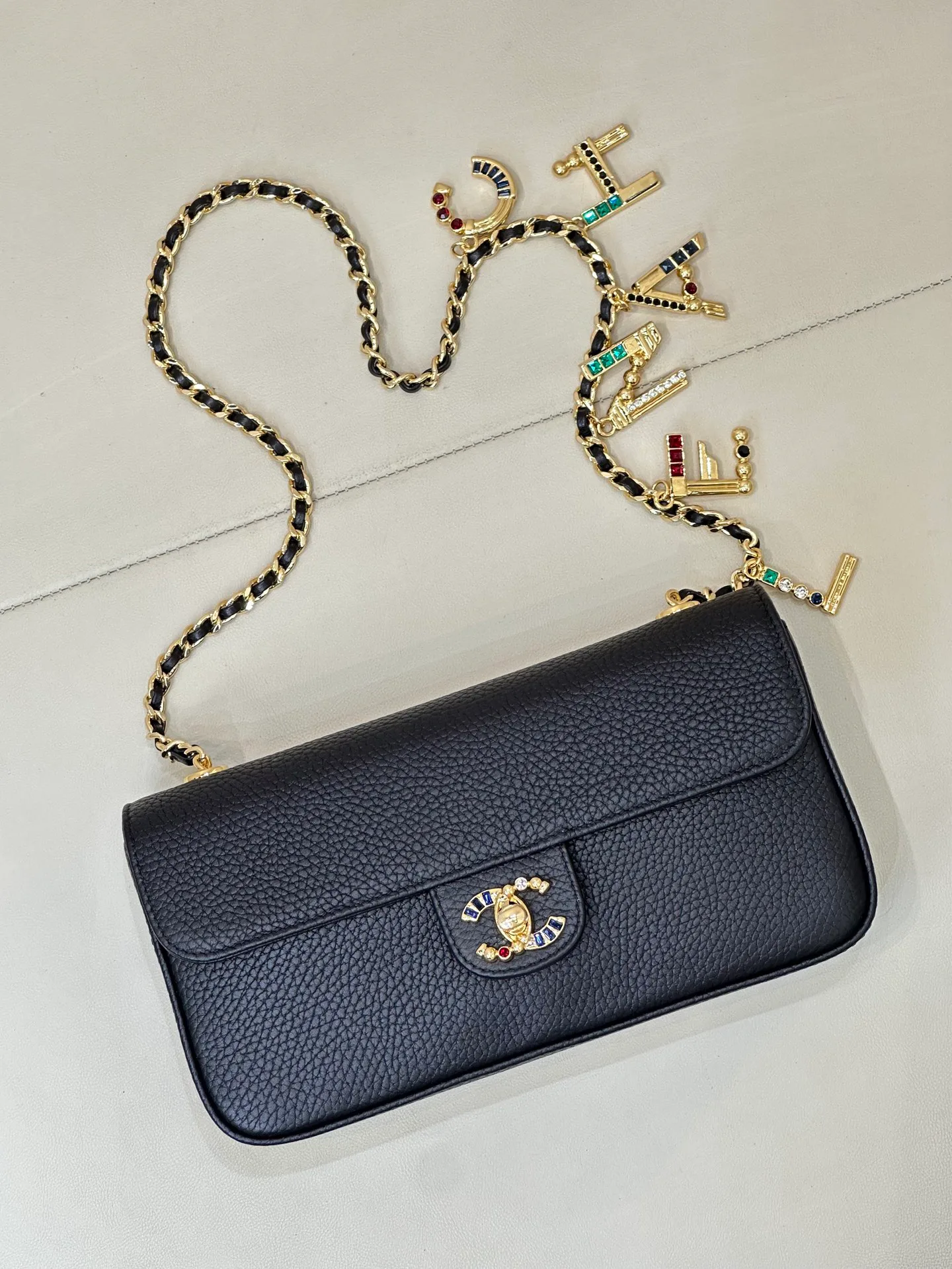 Women's Classic Handbags CHANEL 17376084