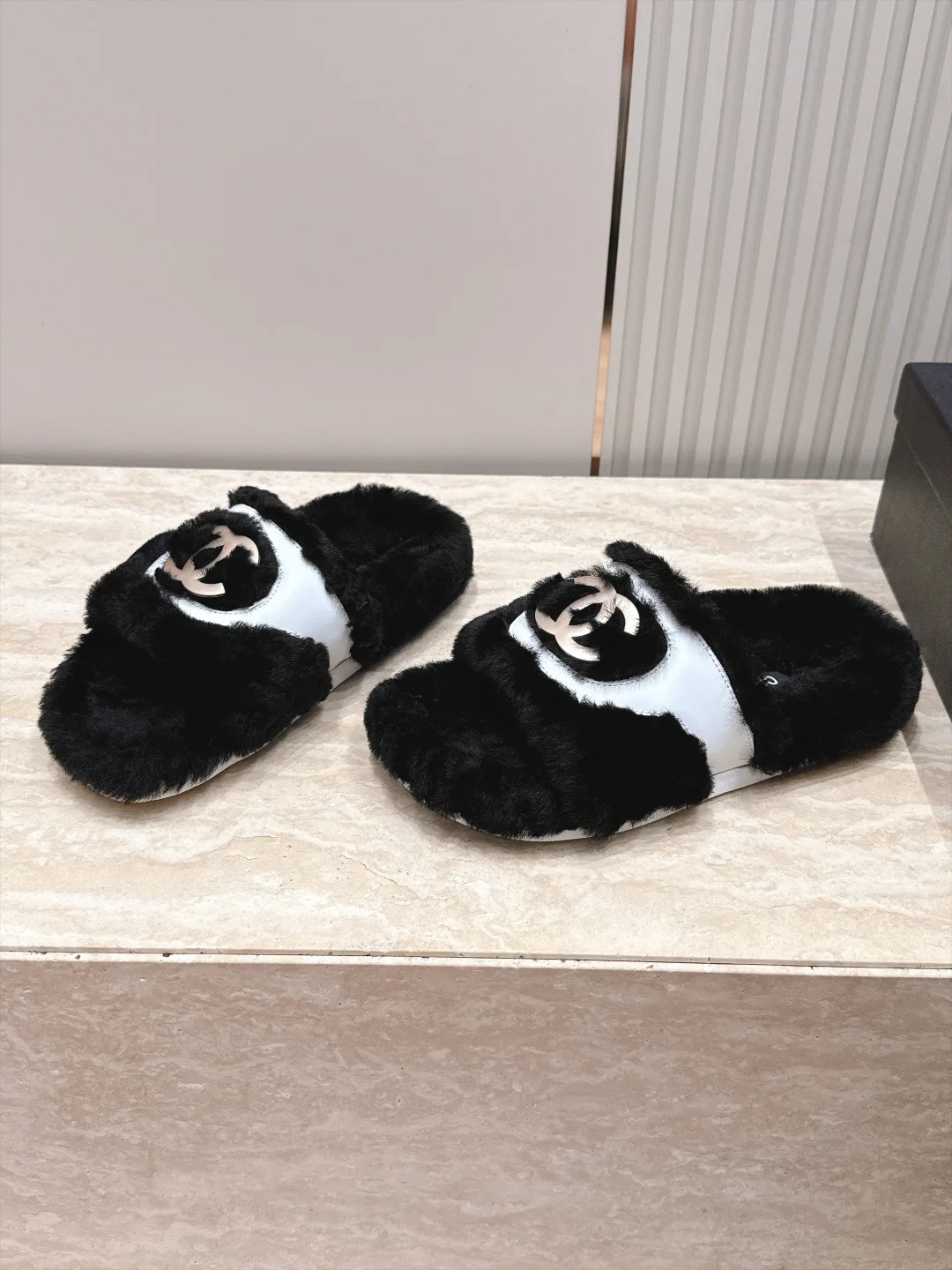 Women's Slippers CHANEL 18266283