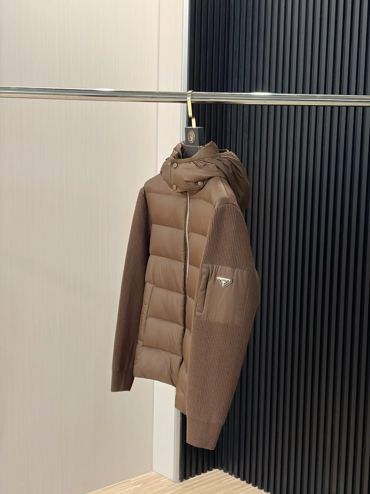 Women's Jackets And Down Jackets PRADA 18391742
