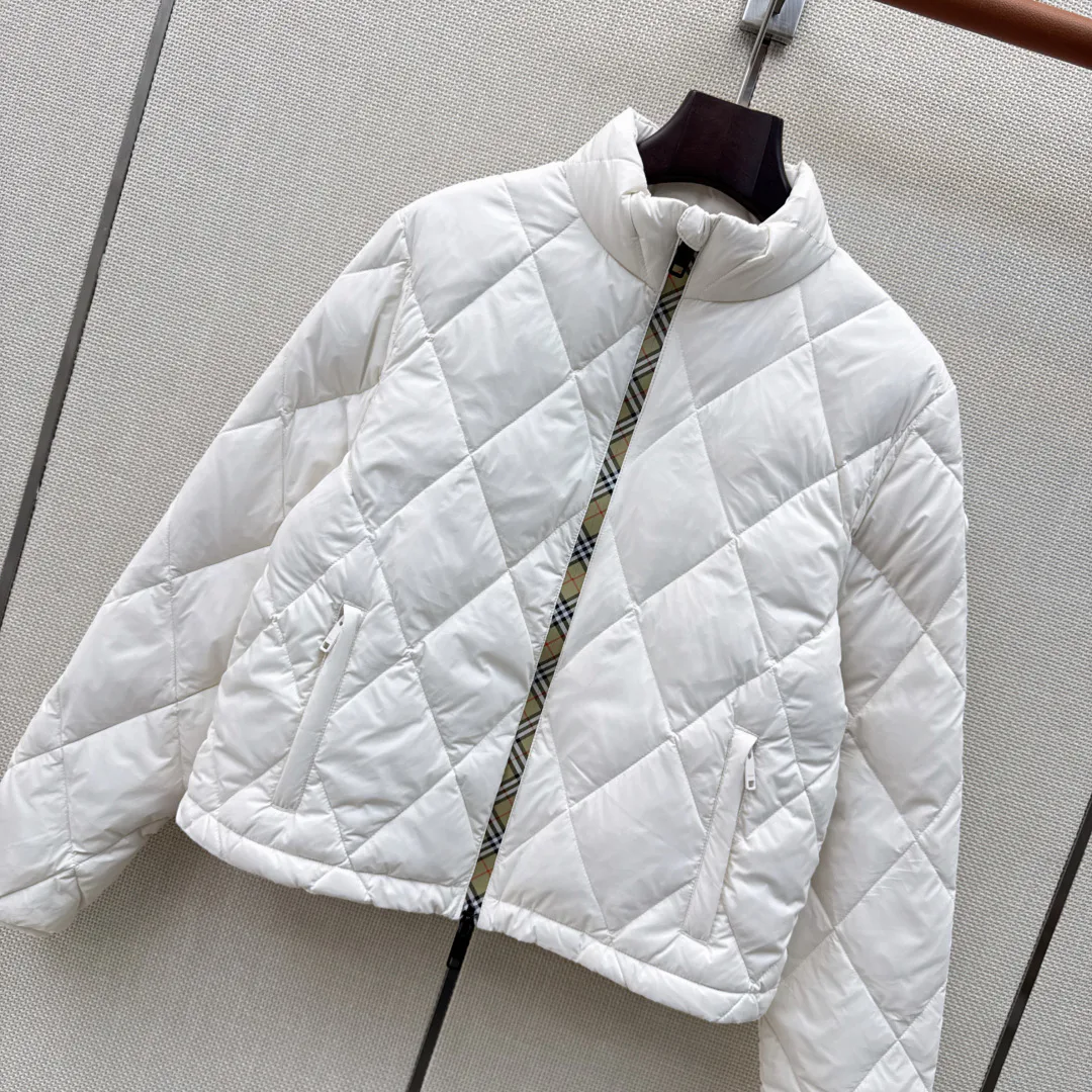 Women's Jackets And Down Jackets BURBERRY 18225571