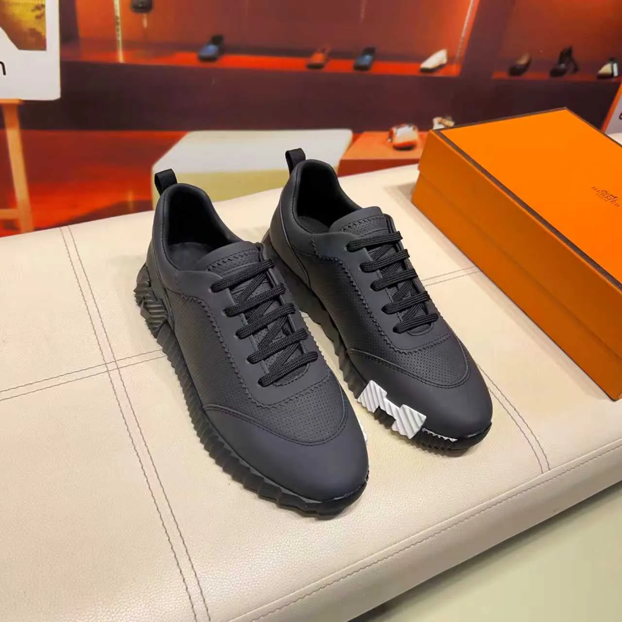 Men's Sneakers HERMES 18516241