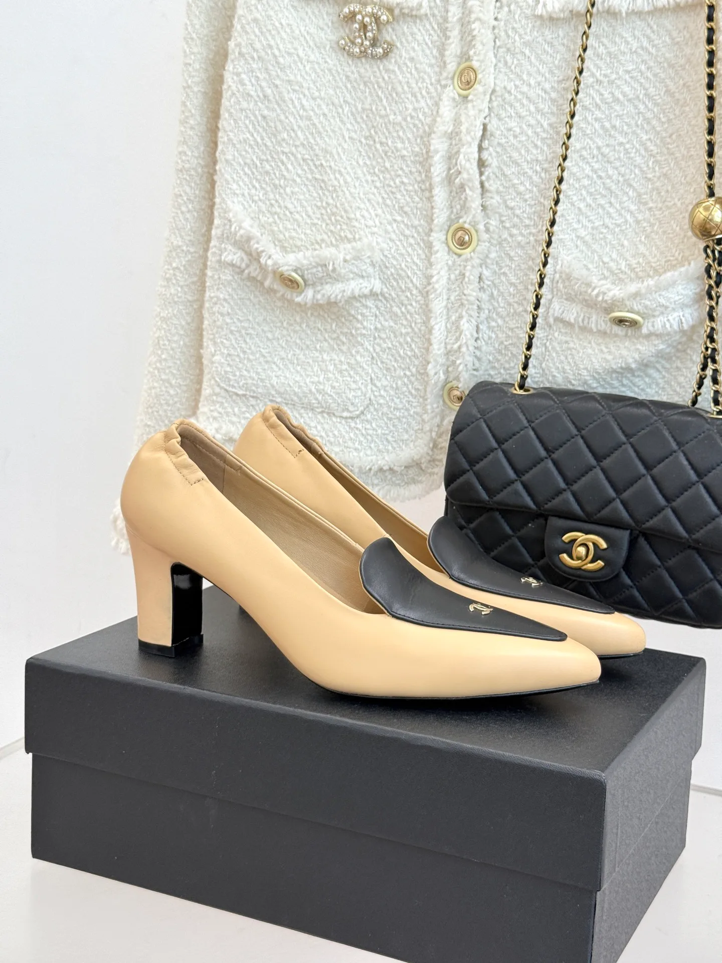 Women's Heels CHANEL 18154804
