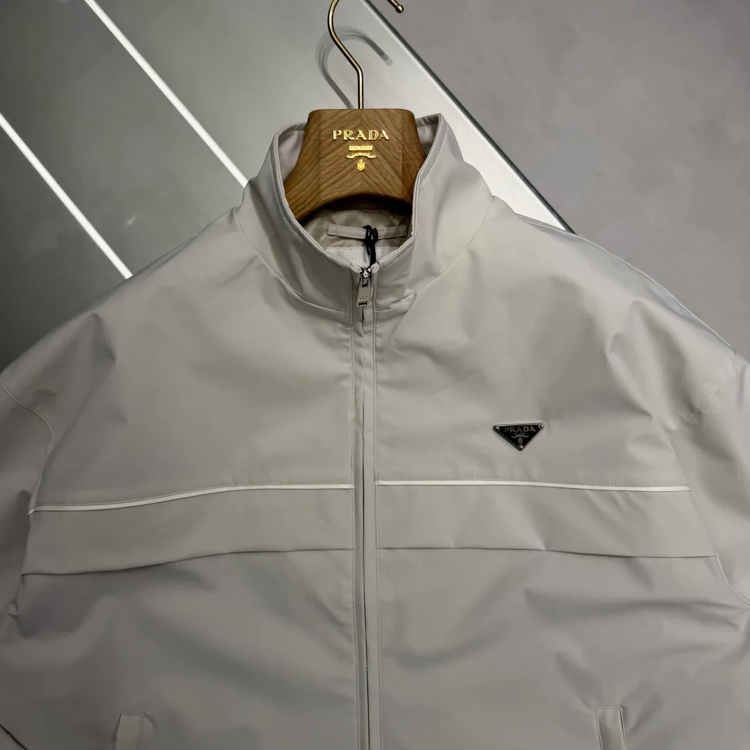 Men's Jackets And Down Jackets PRADA 17721122