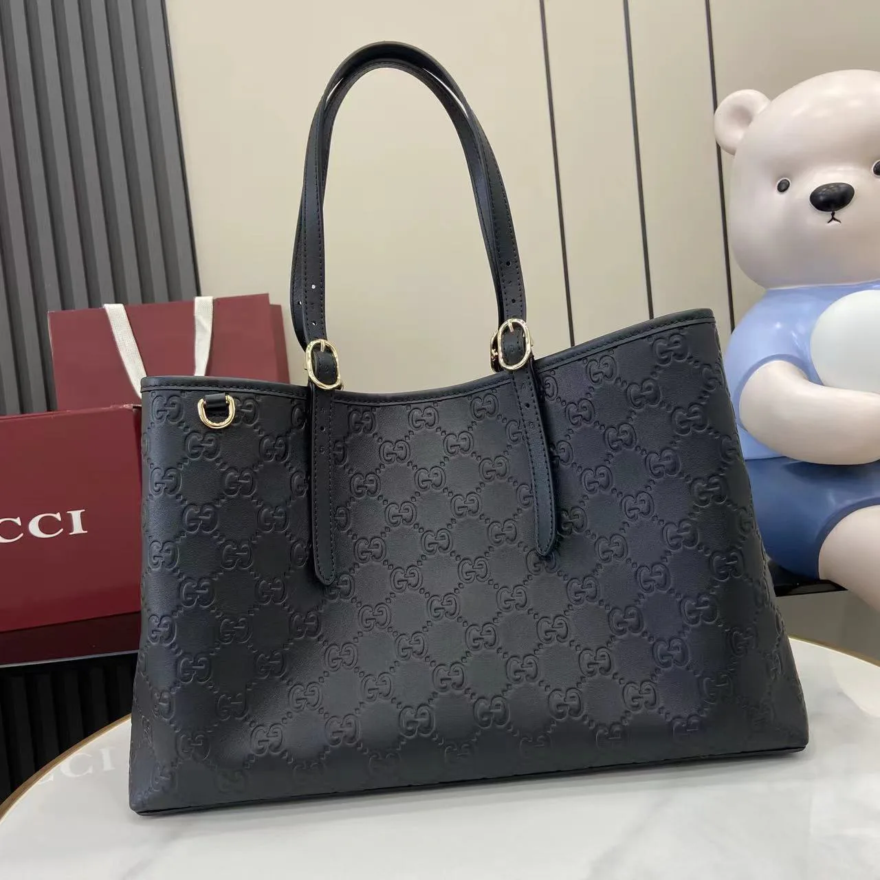 Women's Classic Handbags GUCCI 18404548