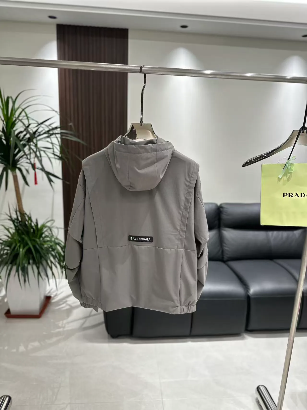Women's Jackets And Down Jackets BALENCIAGA 17944124
