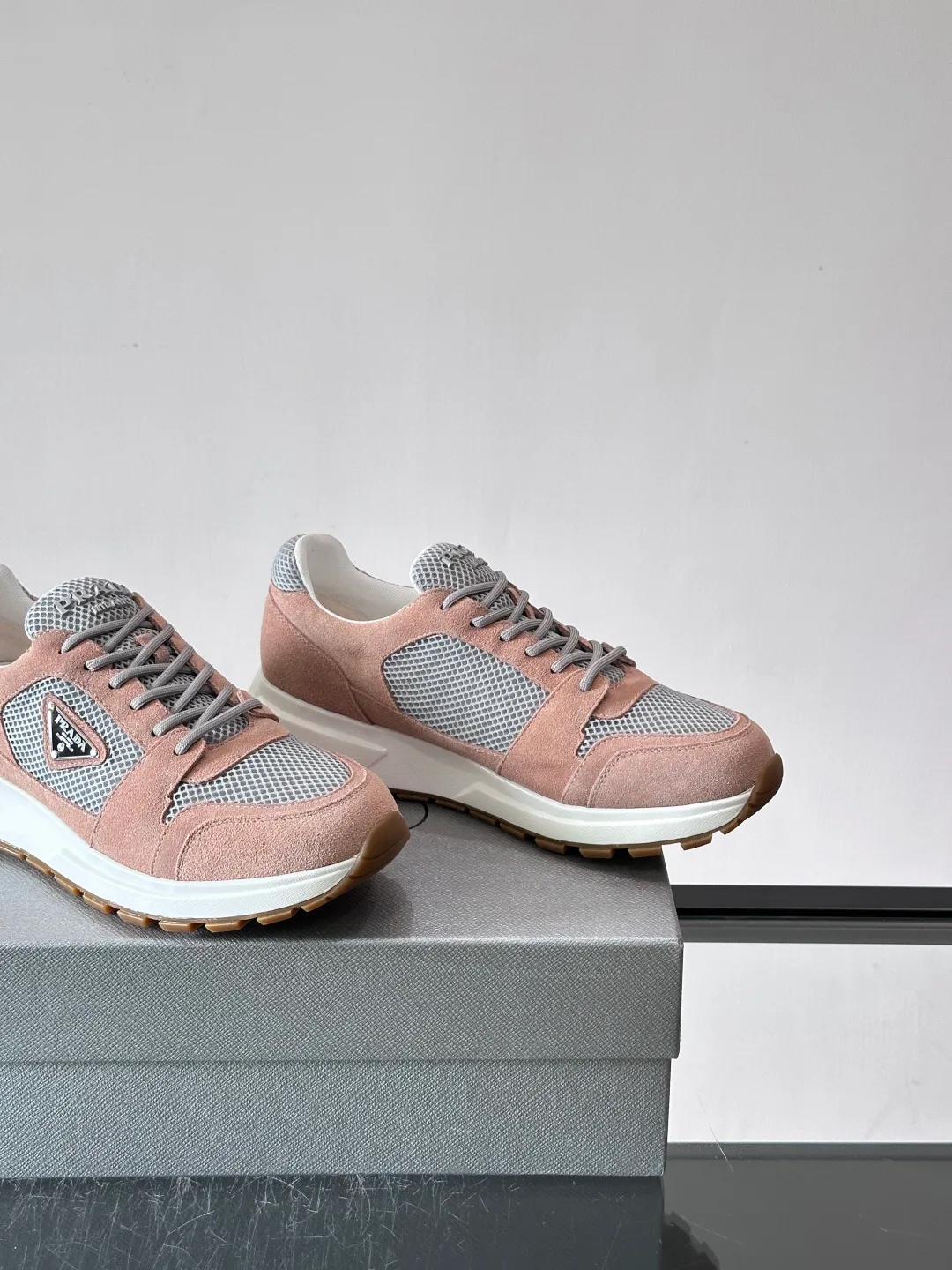 Women's Sneakers PRADA 18102648