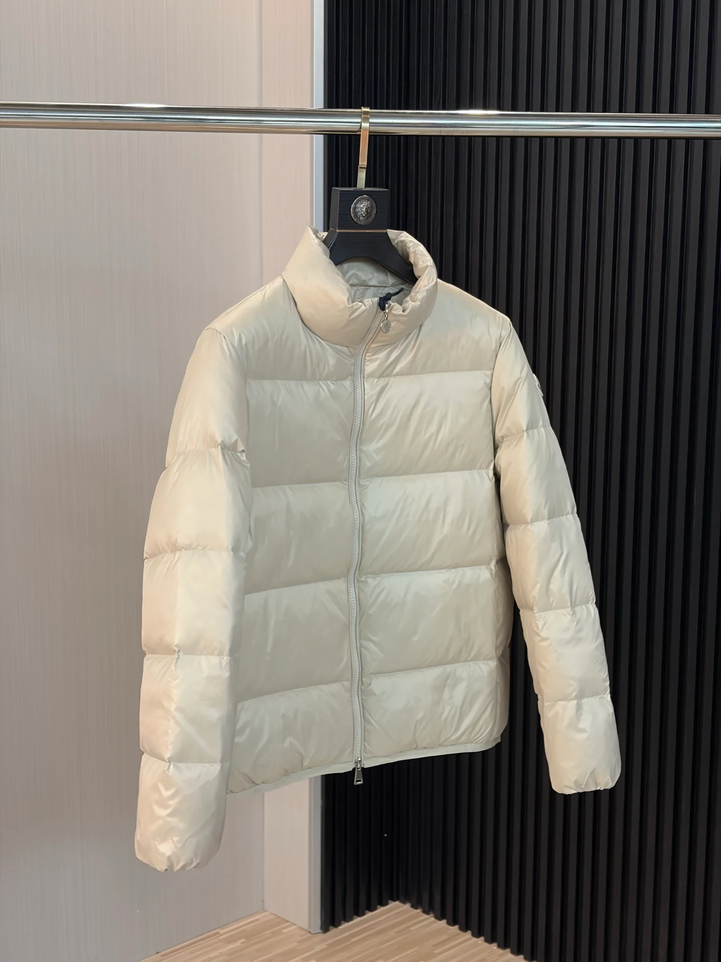 Men's Jackets And Down Jackets MONCLER 18434669